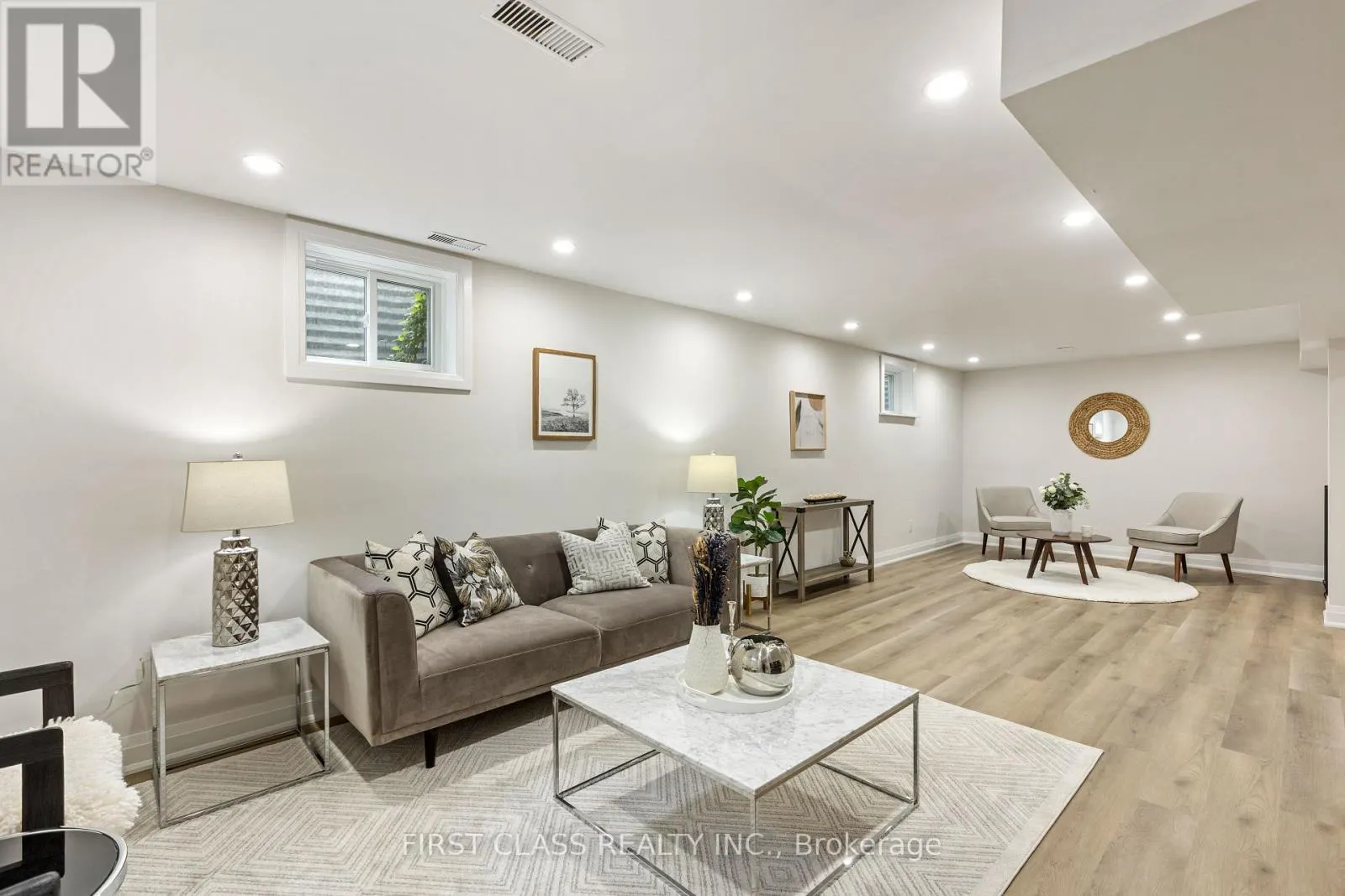 679 VILLAGE PARKWAY