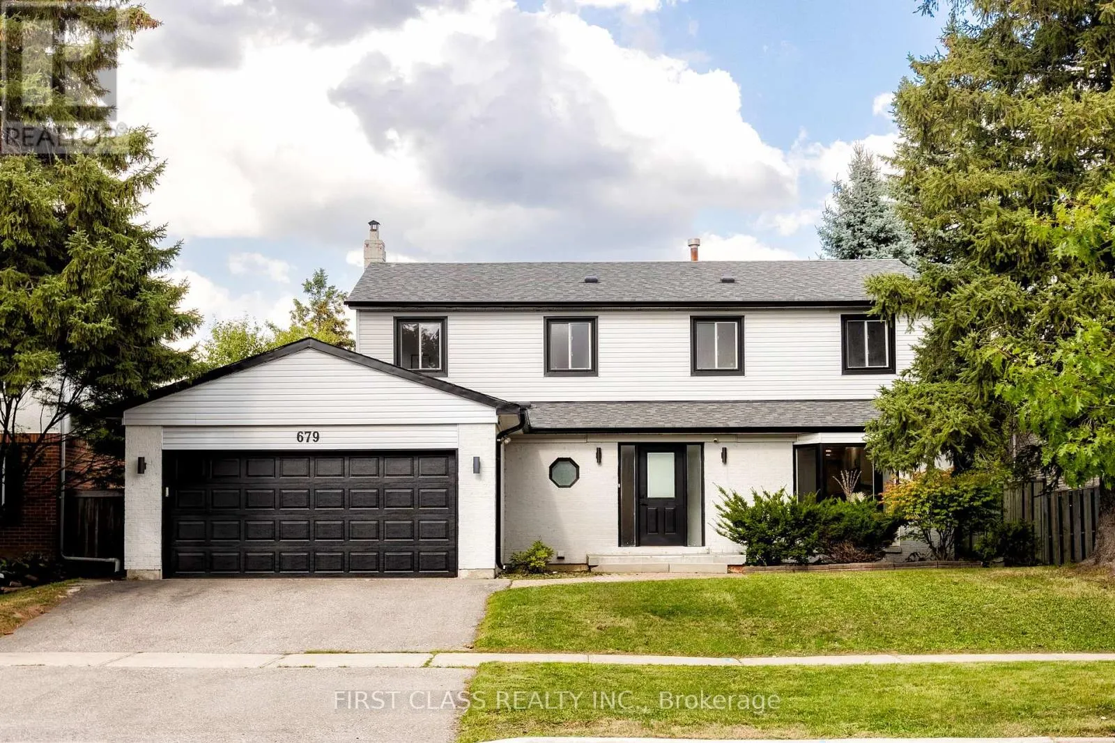 679 VILLAGE PARKWAY