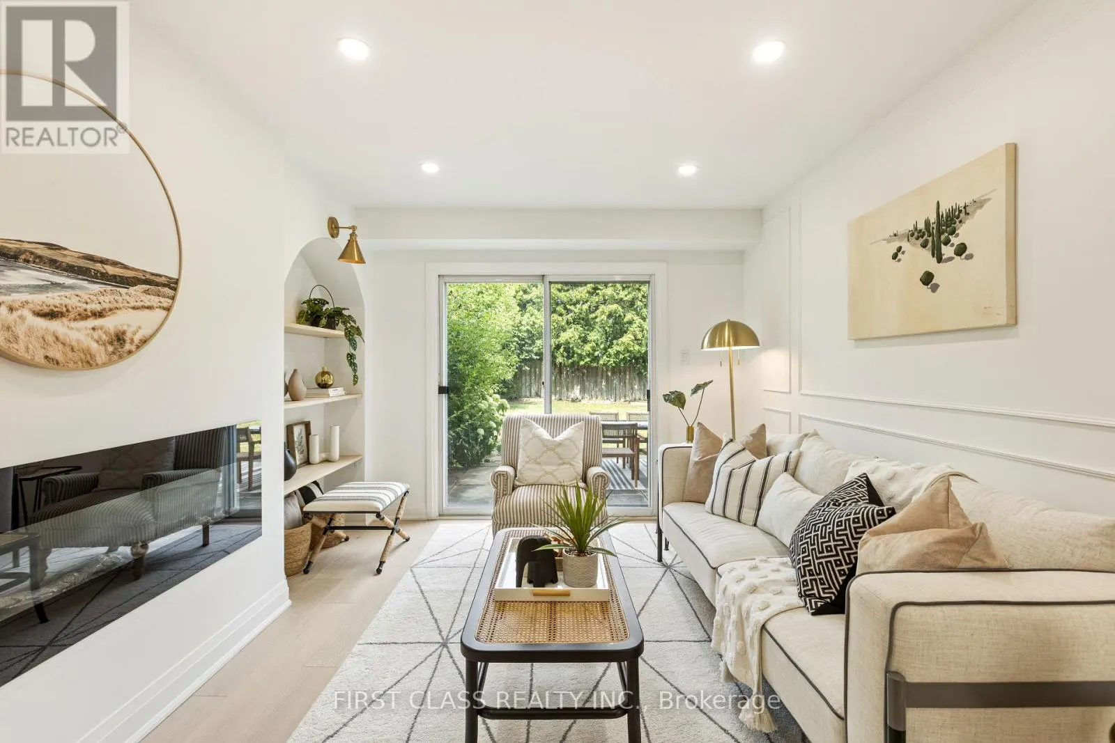 679 VILLAGE PARKWAY