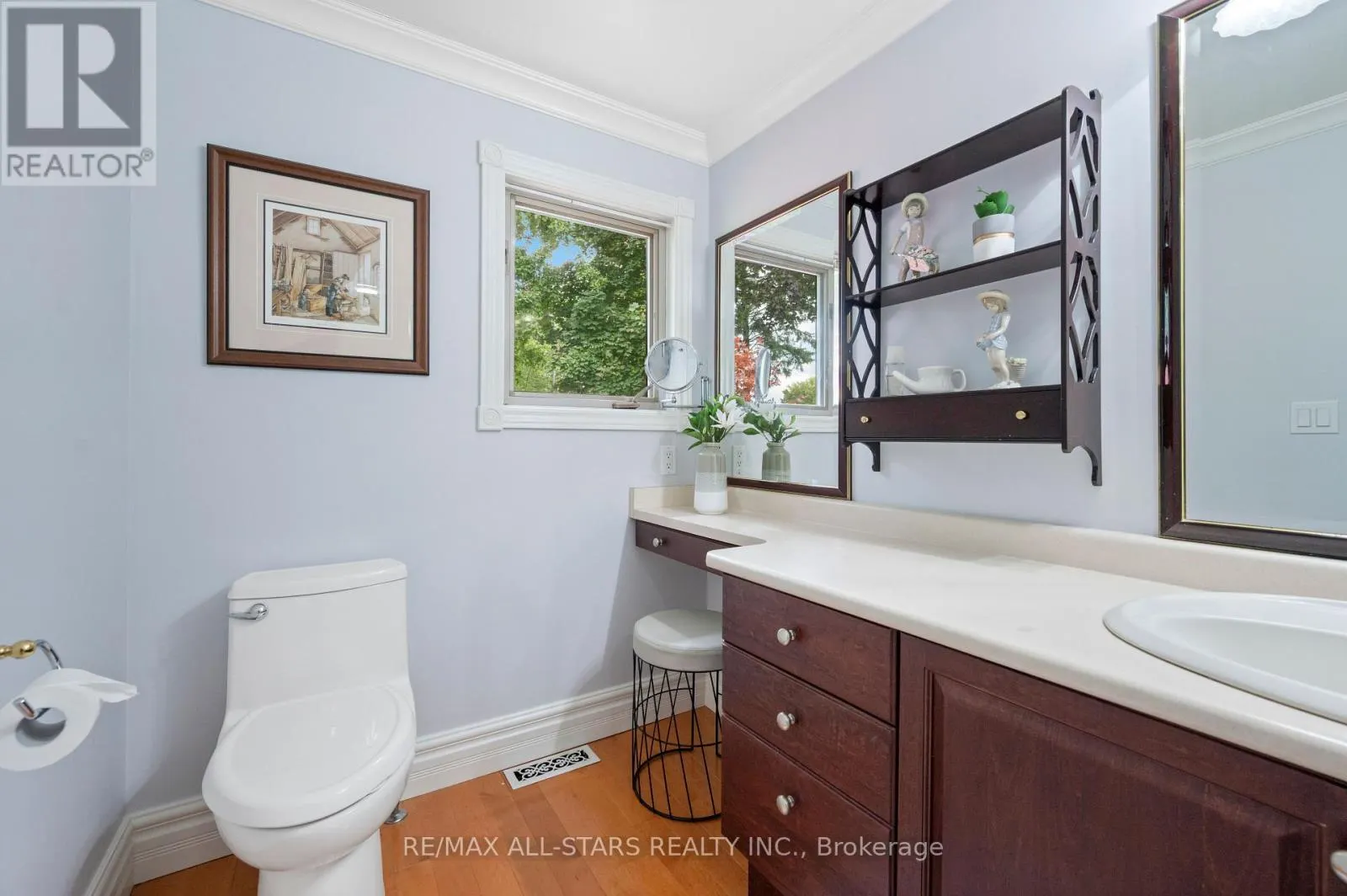 603 VILLAGE PARKWAY