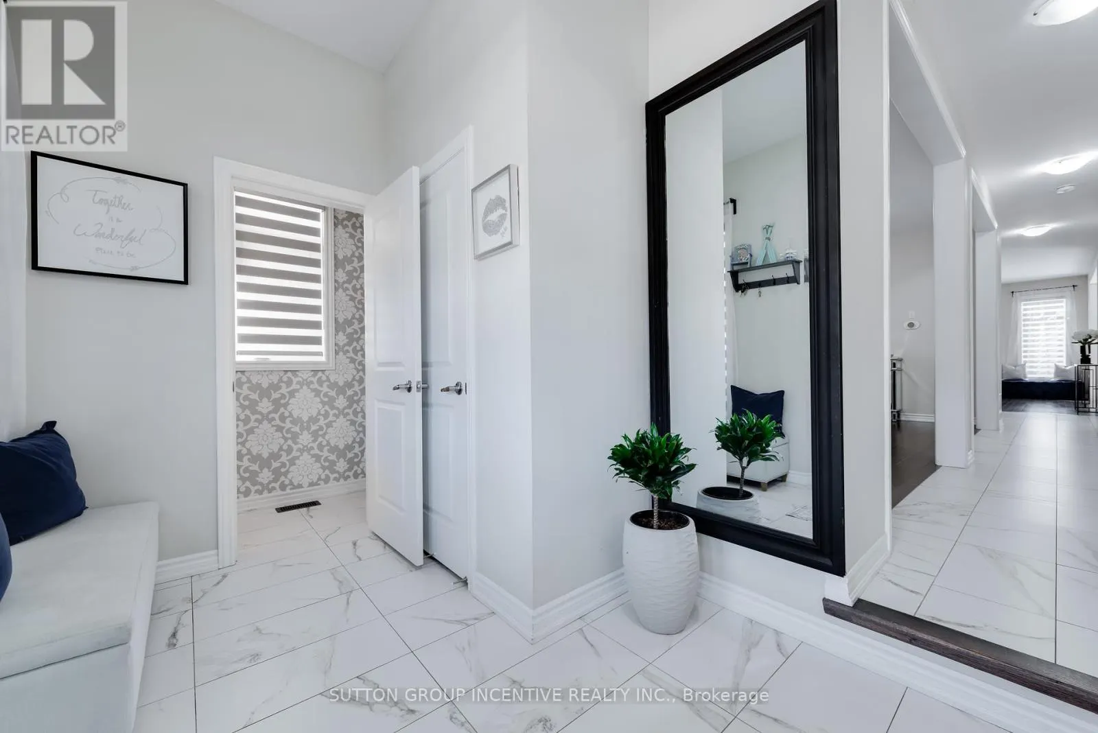 2271 GRAINGER LOOP
