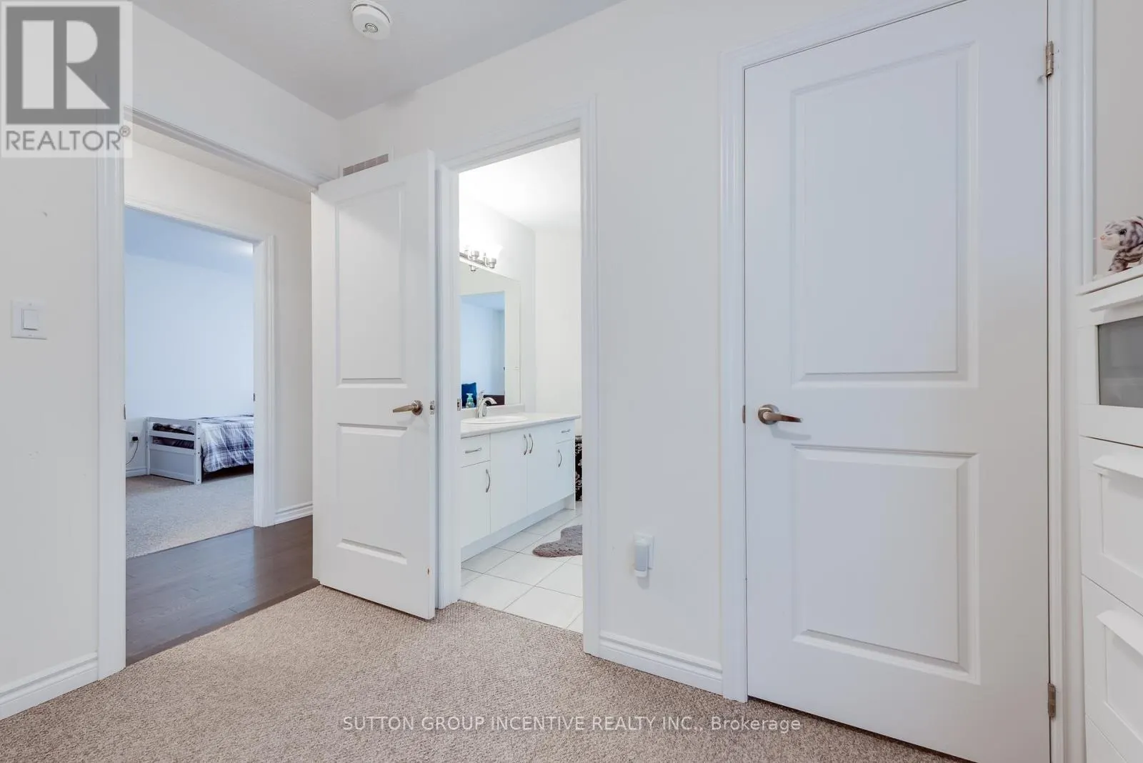 2271 GRAINGER LOOP