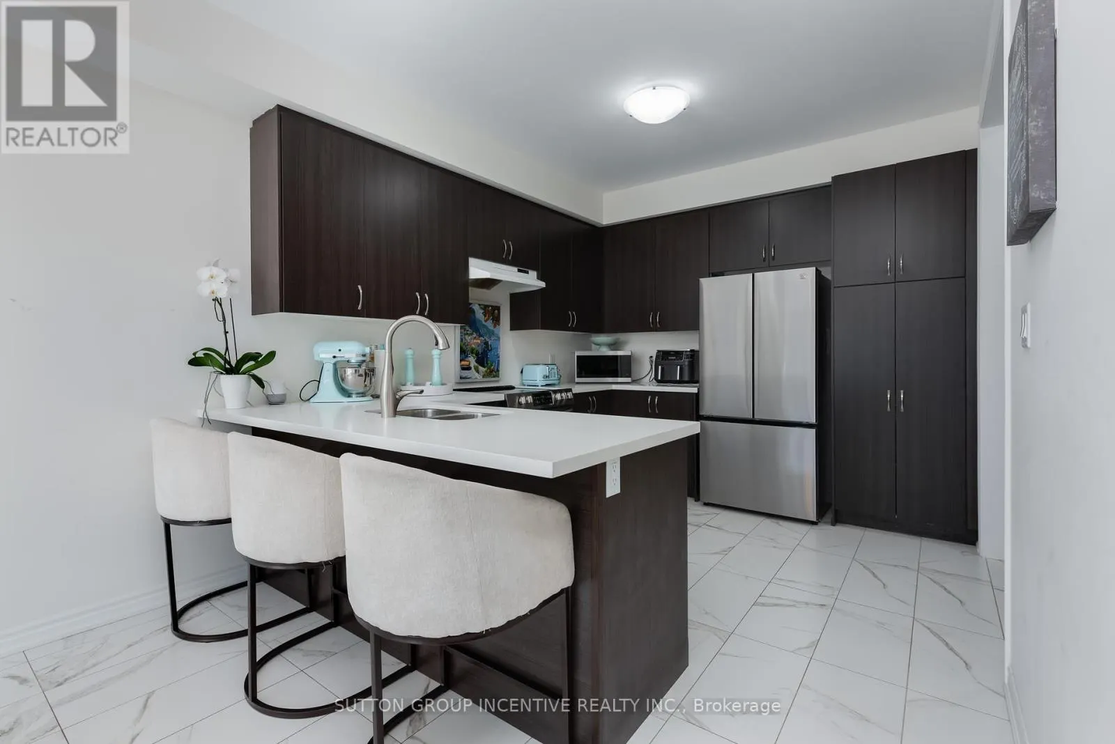 2271 GRAINGER LOOP