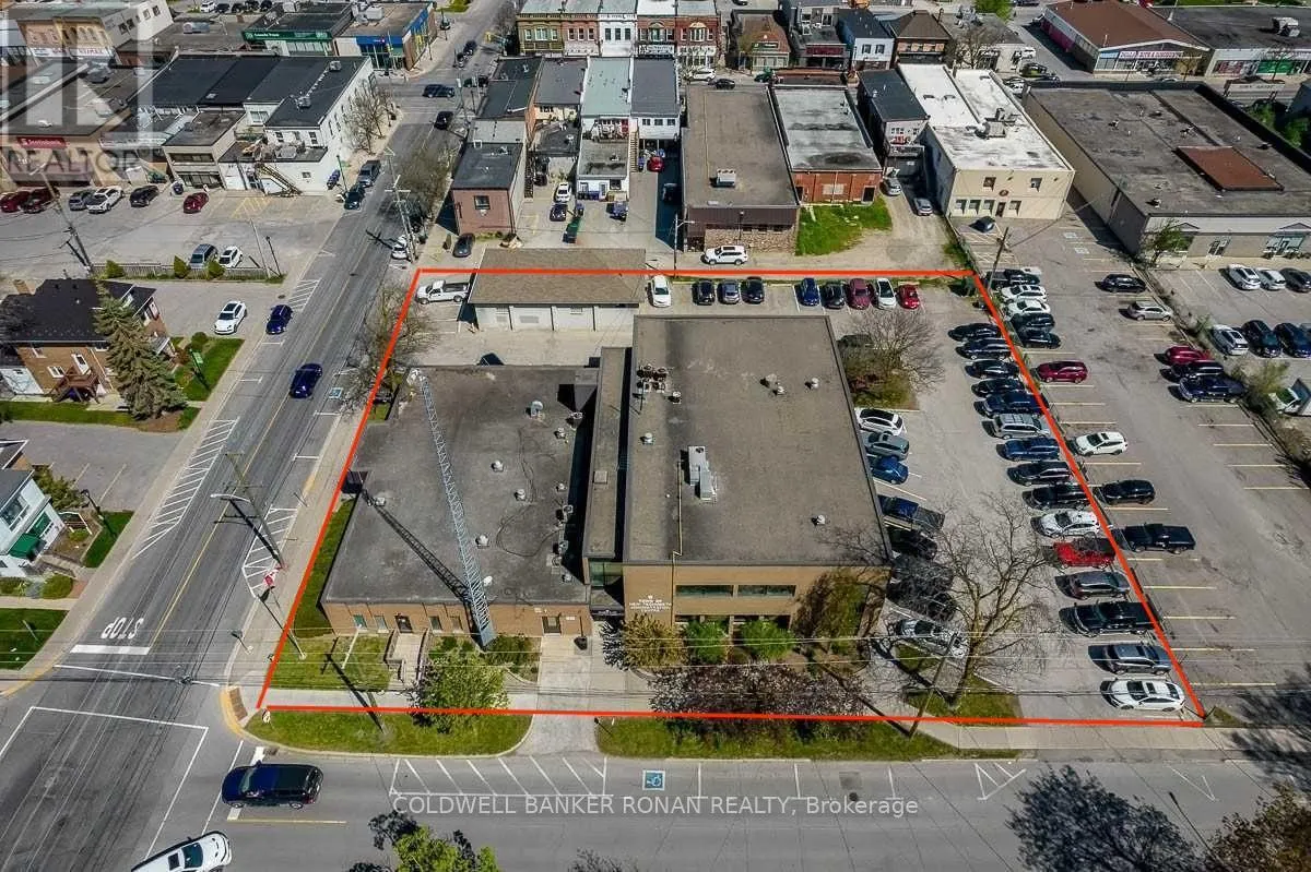 BUILDING #2 - 10 & 14 WELLINGTON STREET E