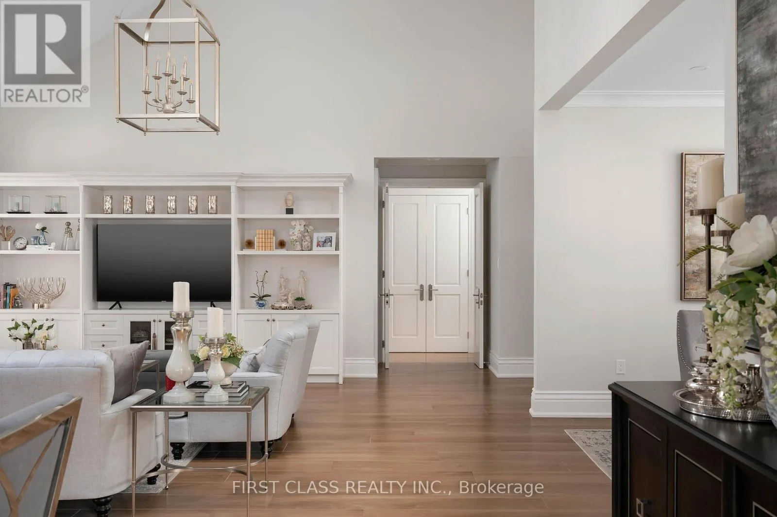 2 VANVALLEY DRIVE