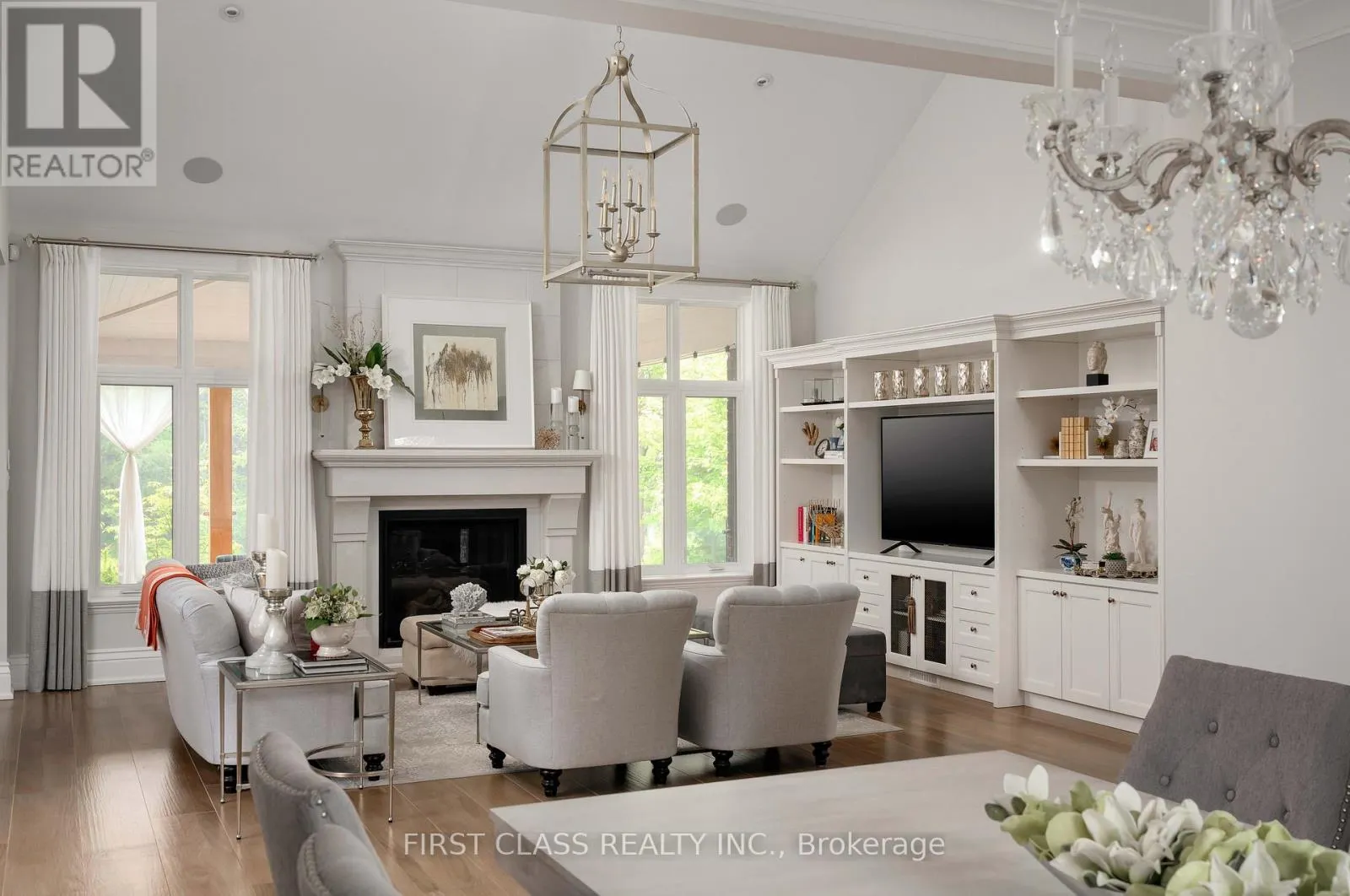 2 VANVALLEY DRIVE