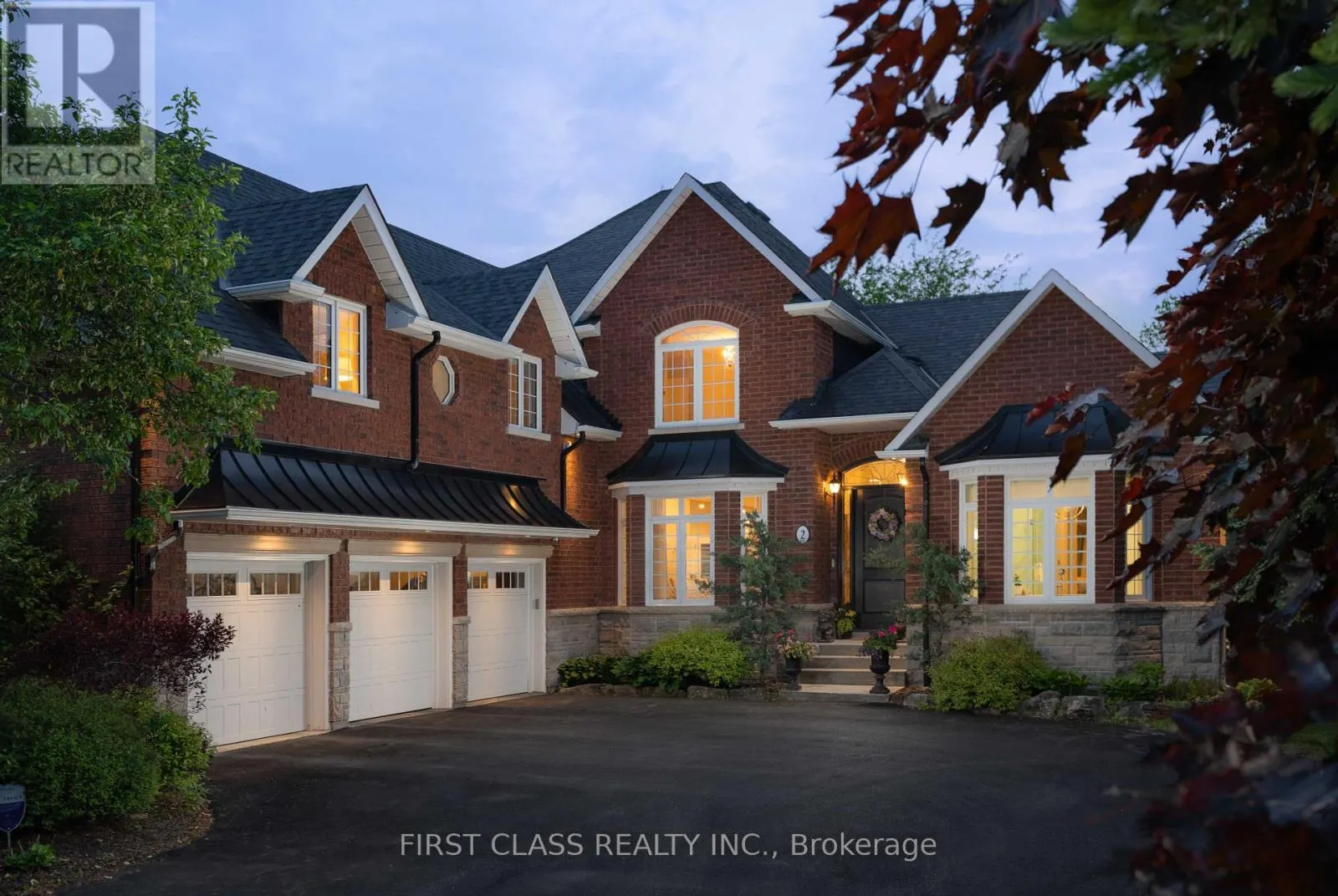 2 VANVALLEY DRIVE