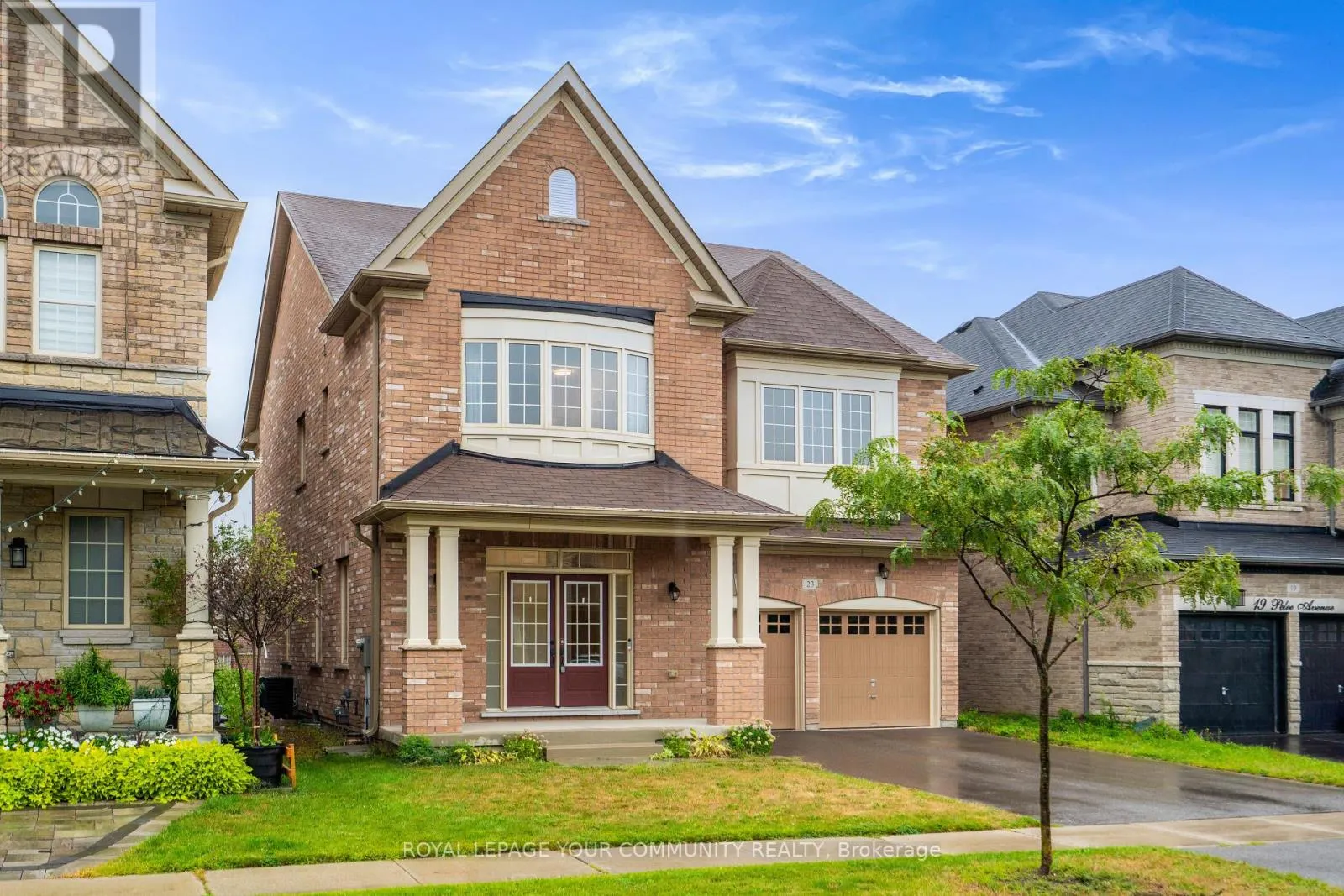 23 PELEE AVENUE