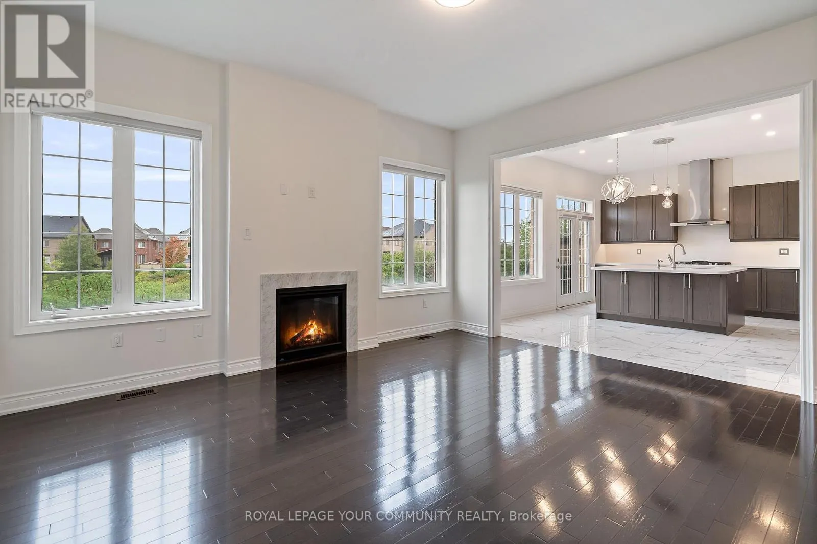 23 PELEE AVENUE