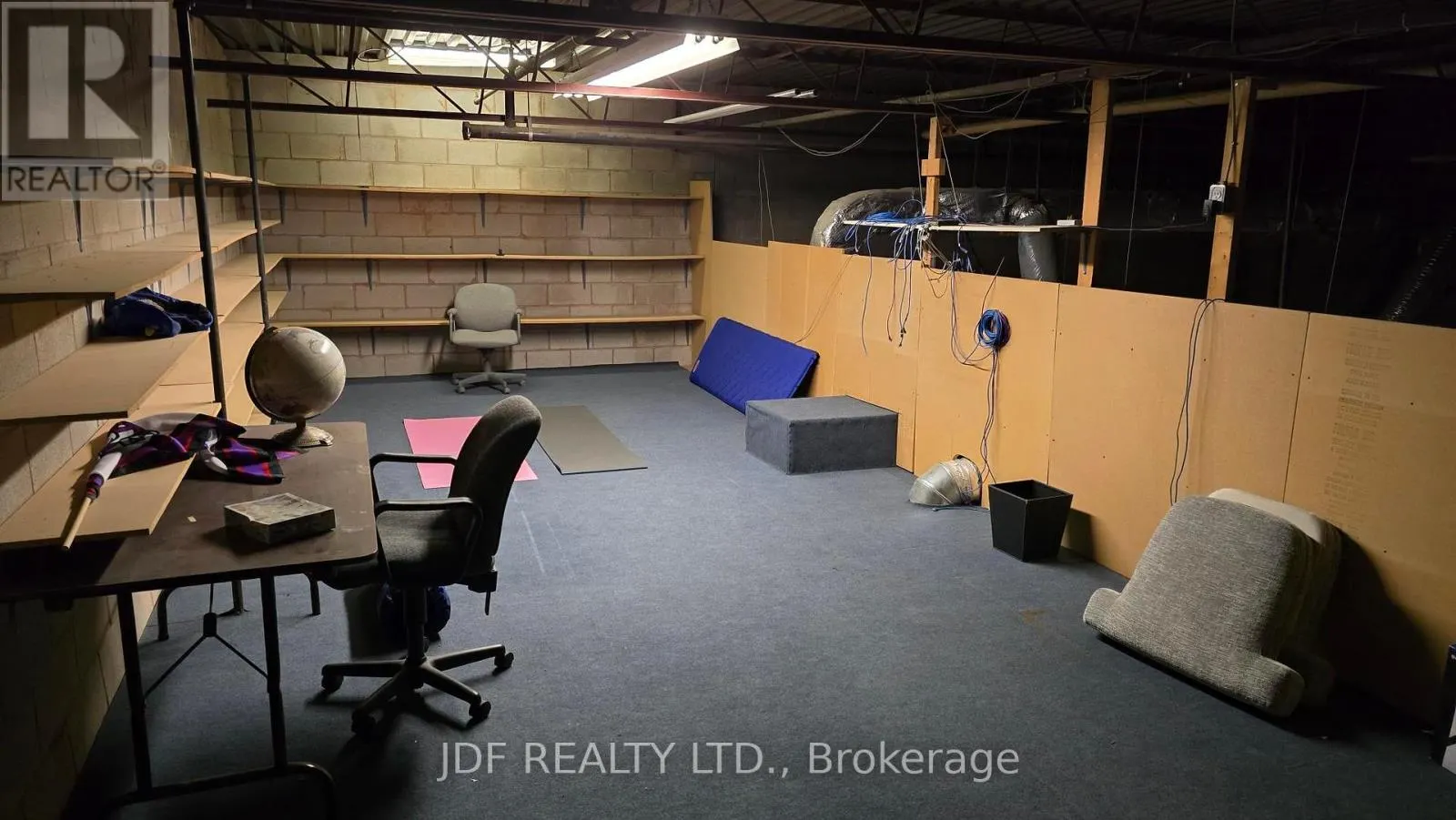 1 & 2 - 145 JARDIN DRIVE