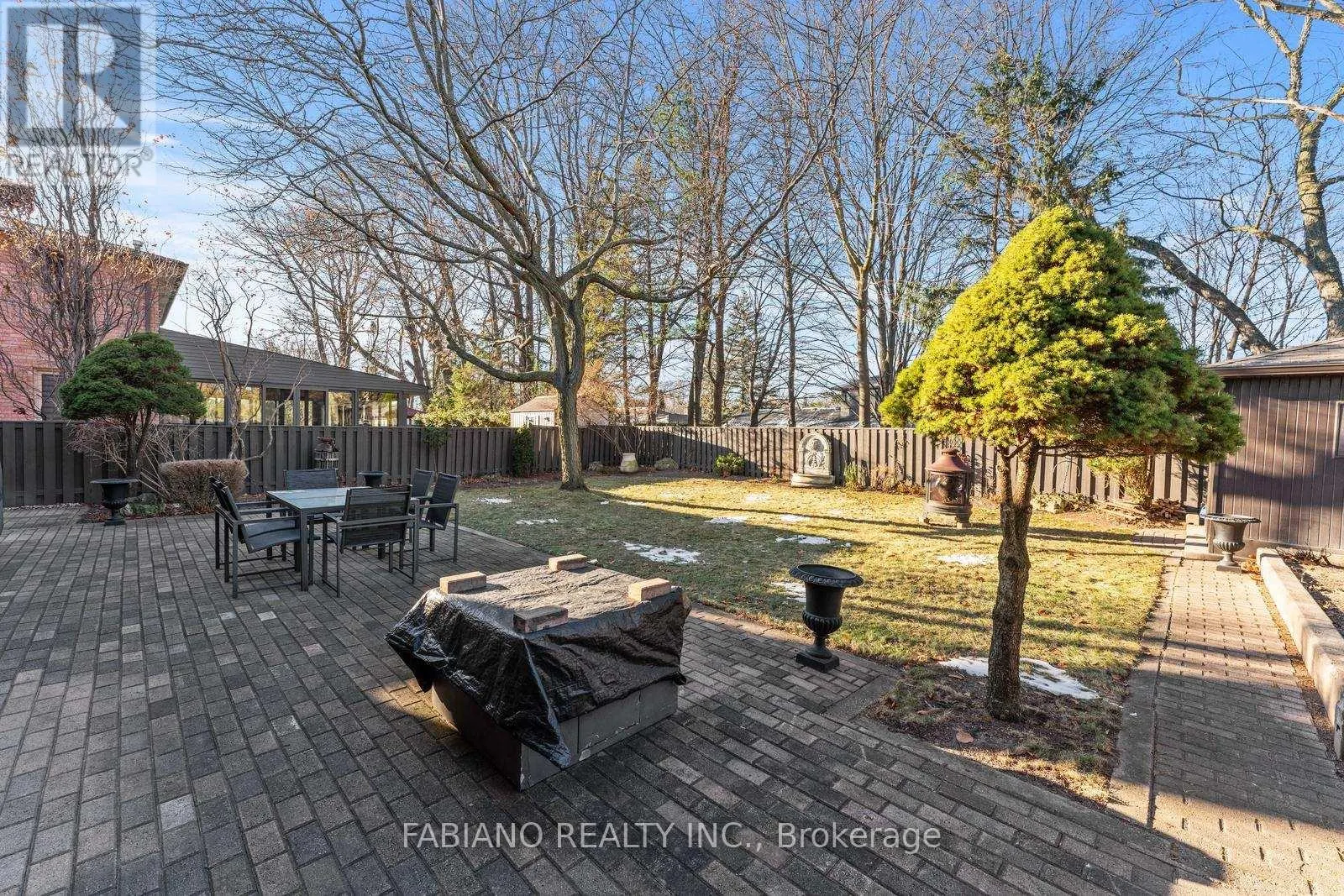 186 WIGWOSS DRIVE