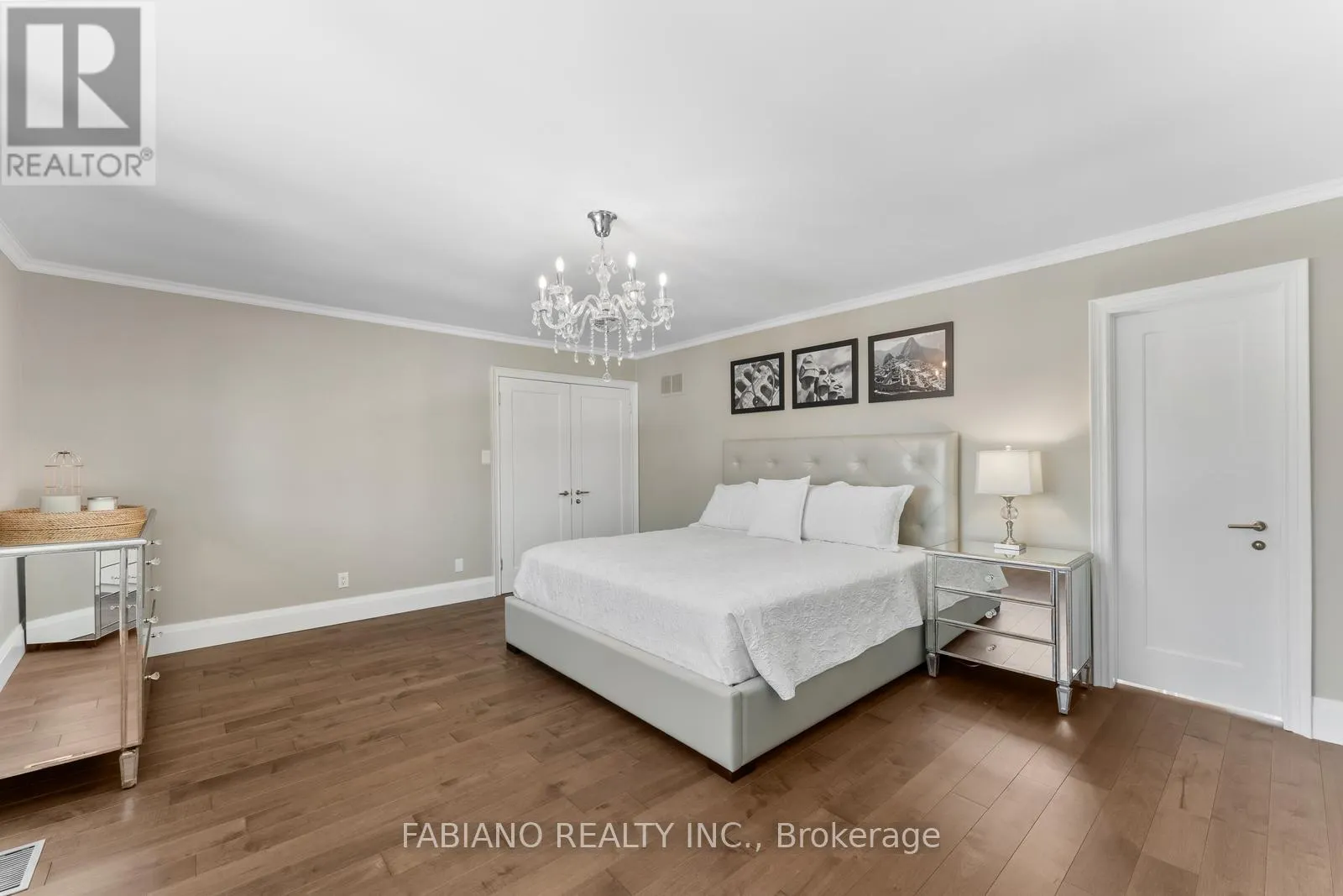 186 WIGWOSS DRIVE