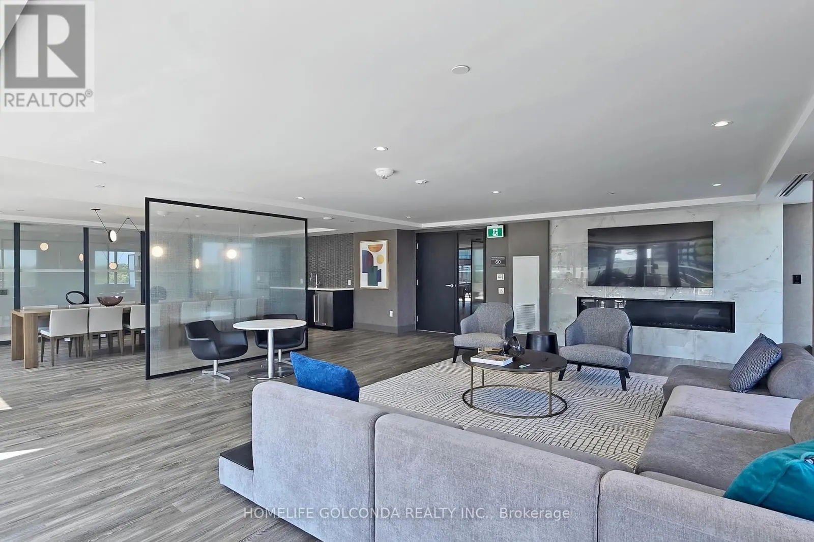 312 - 185 DEERFIELD ROAD