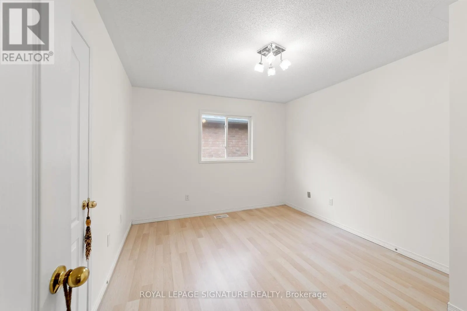 46 TRISH DRIVE