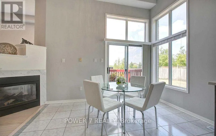 85 QUEENSWAY DRIVE