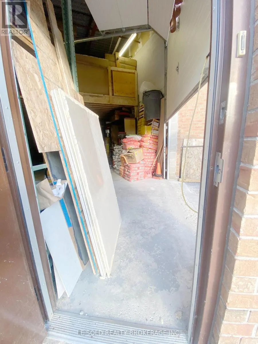 4 (WAREHOUSE) - 117 RINGWOOD DRIVE