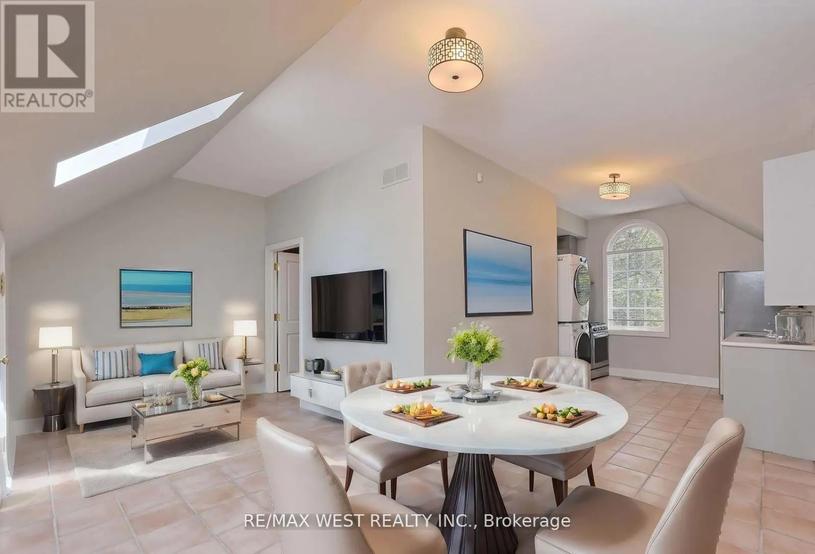 5 HUMBERVIEW DRIVE
