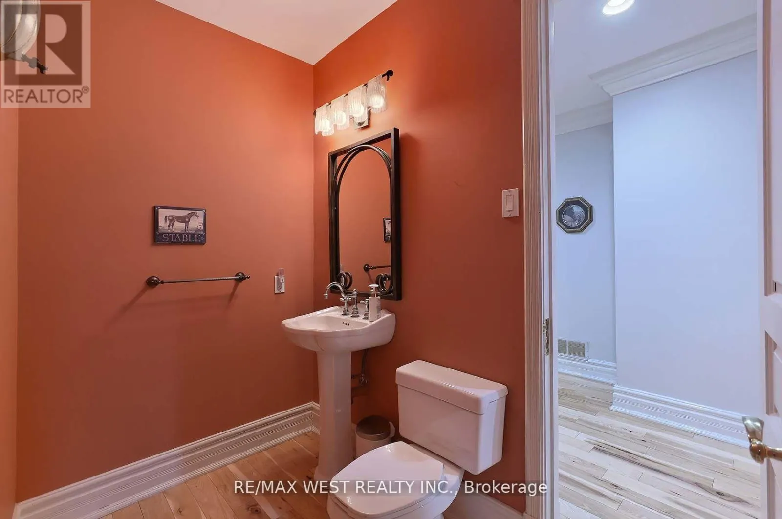 5 HUMBERVIEW DRIVE