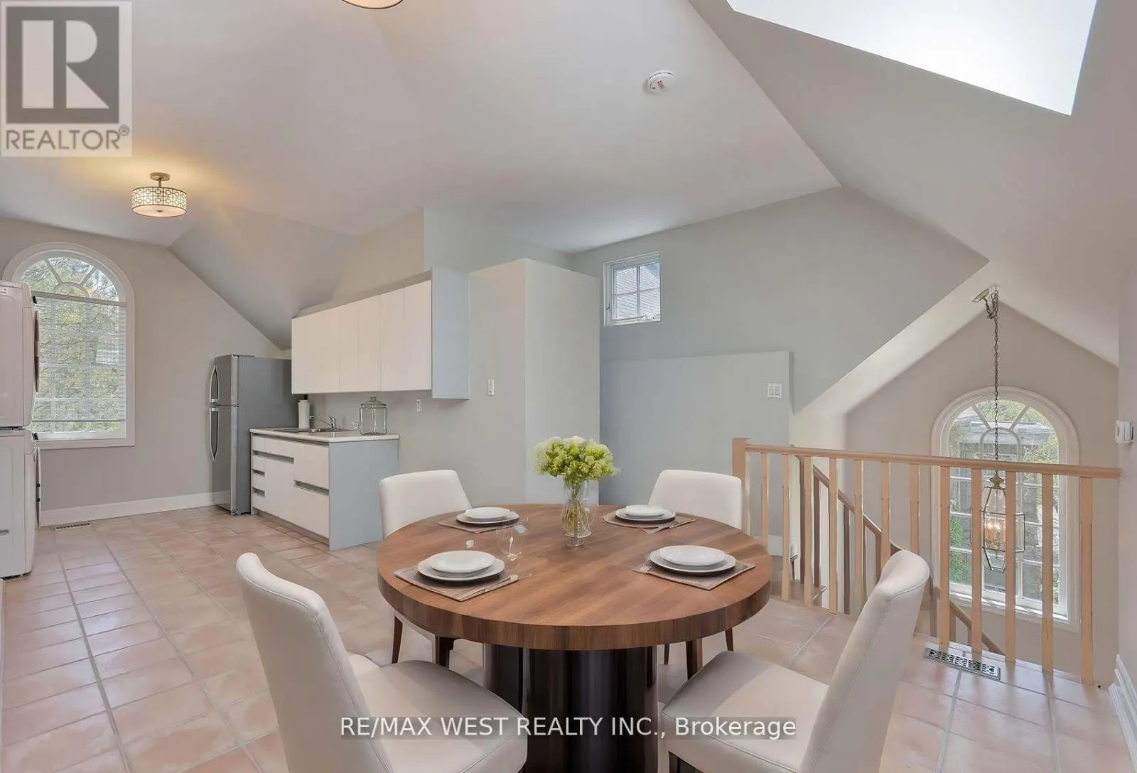 5 HUMBERVIEW DRIVE