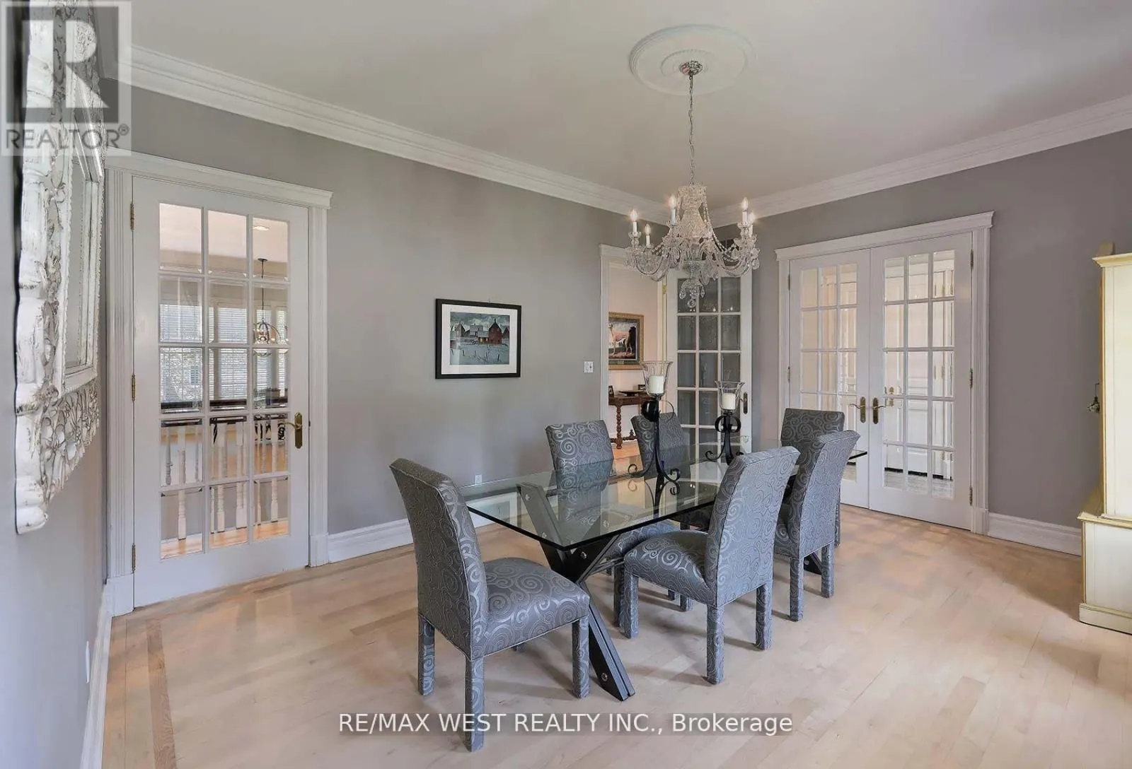 5 HUMBERVIEW DRIVE