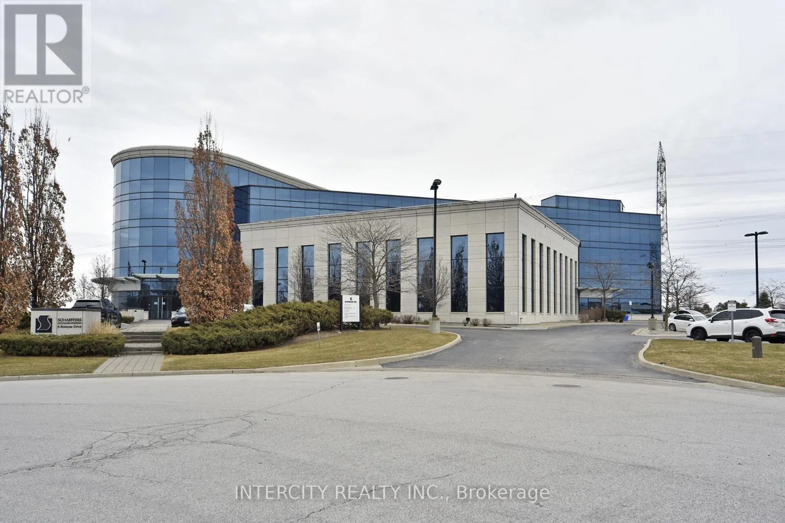 302 - 6 RONROSE DRIVE