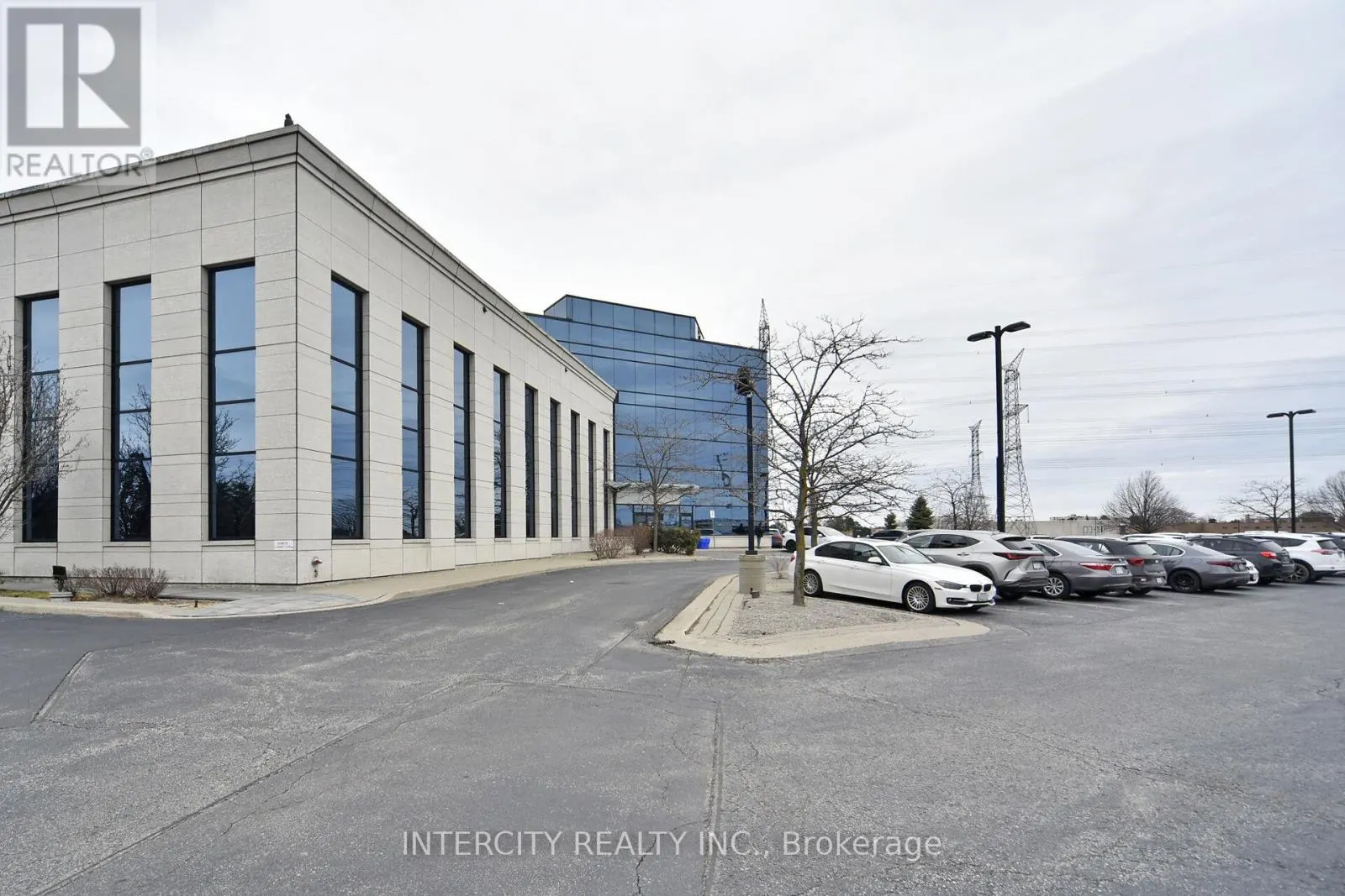 302 - 6 RONROSE DRIVE