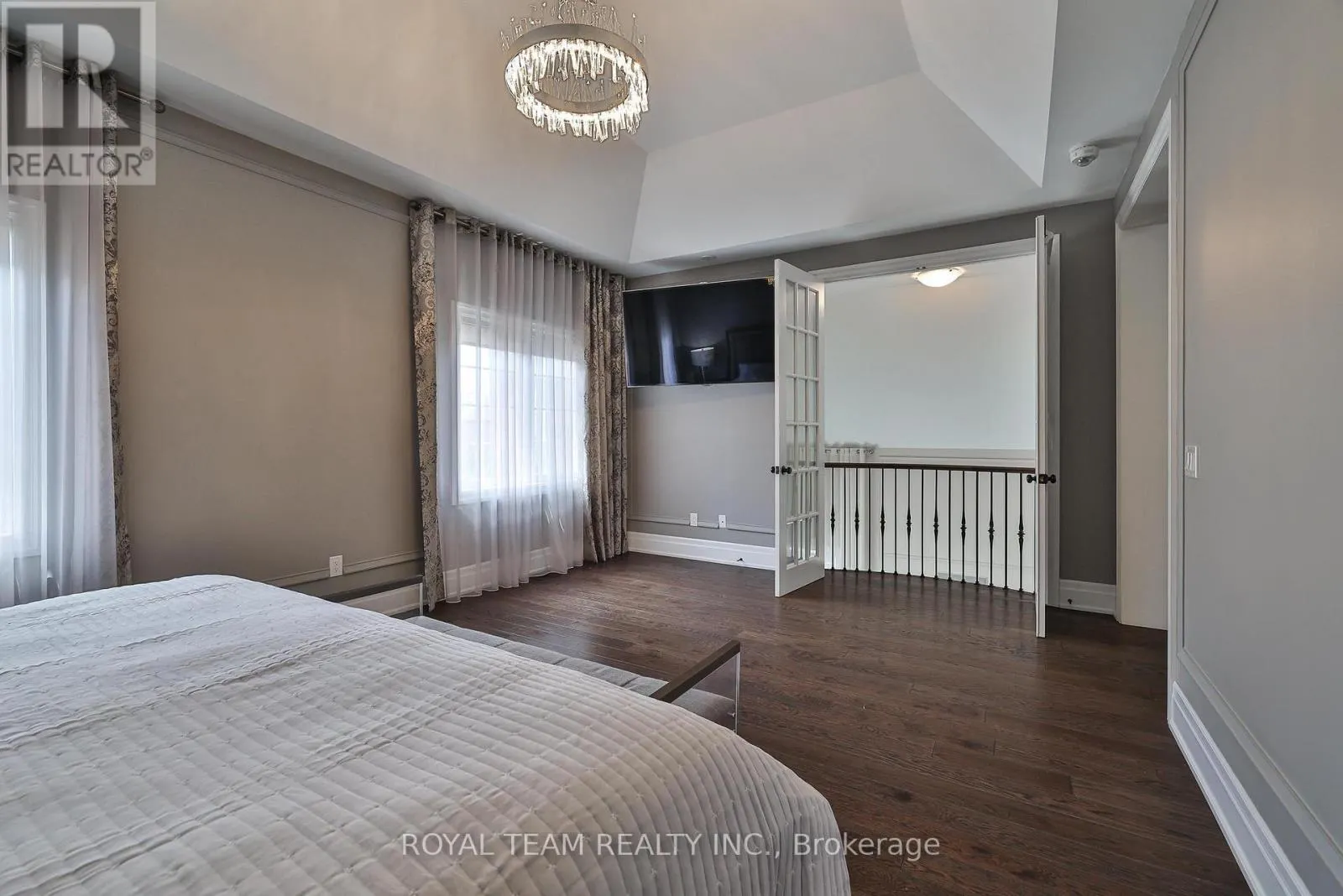 1 RIA COURT