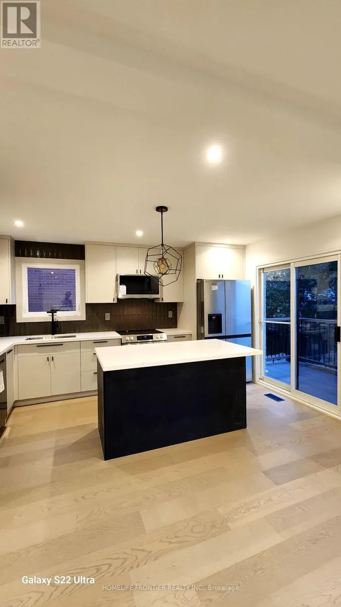 (MAIN & 2ND) - 29 JUSTUS DRIVE