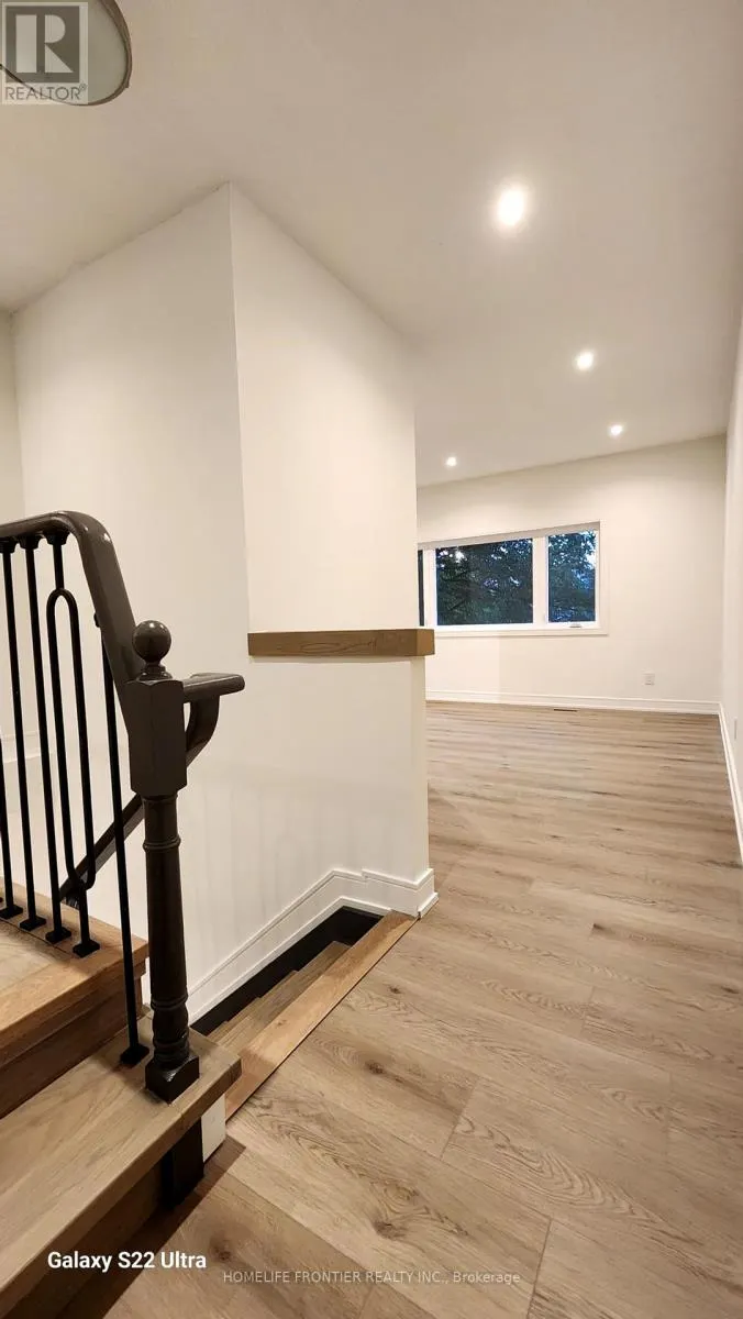 (MAIN & 2ND) - 29 JUSTUS DRIVE