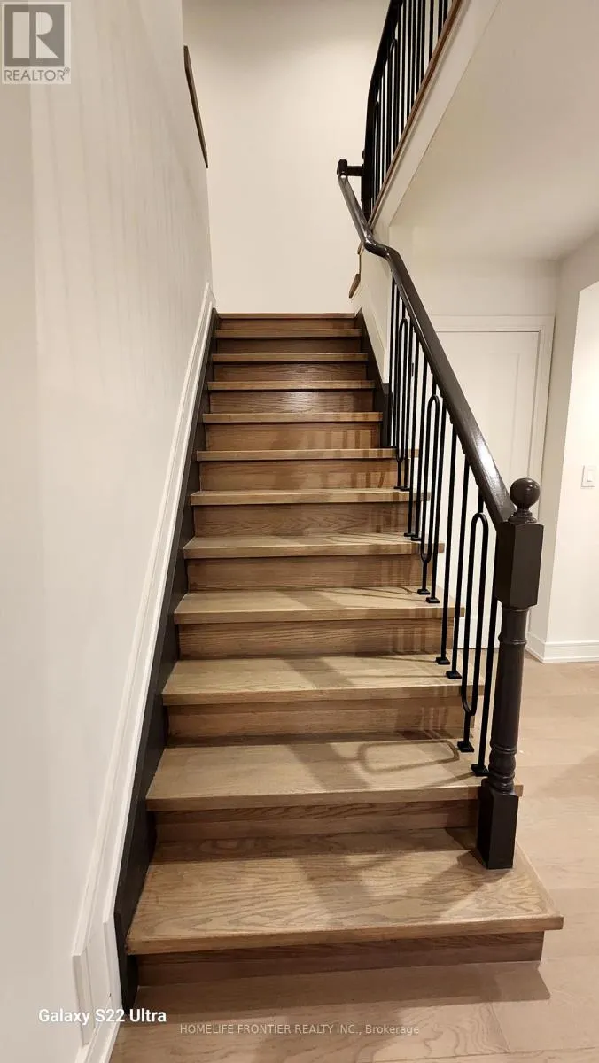 (MAIN & 2ND) - 29 JUSTUS DRIVE