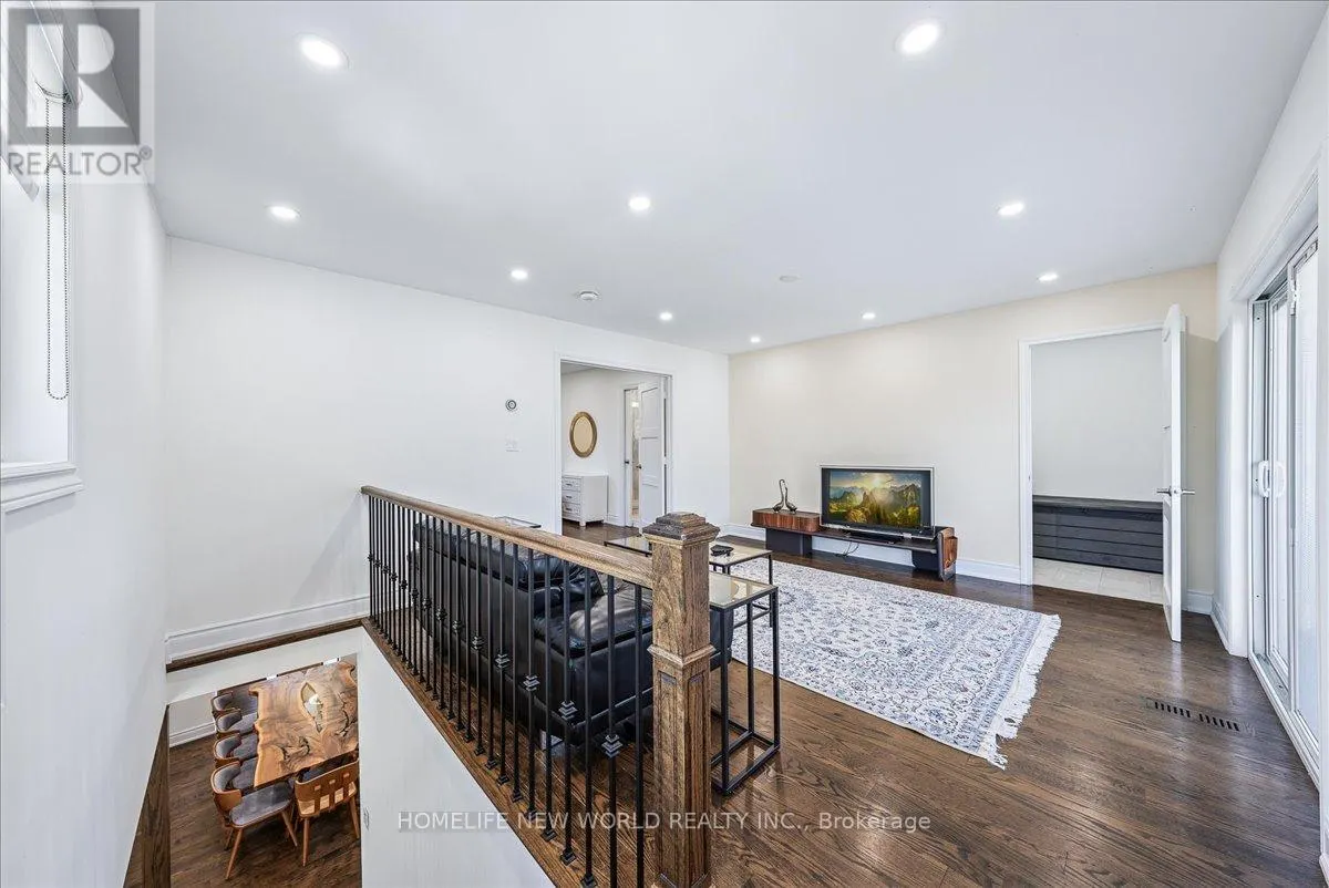 853 FAIRBANK AVENUE