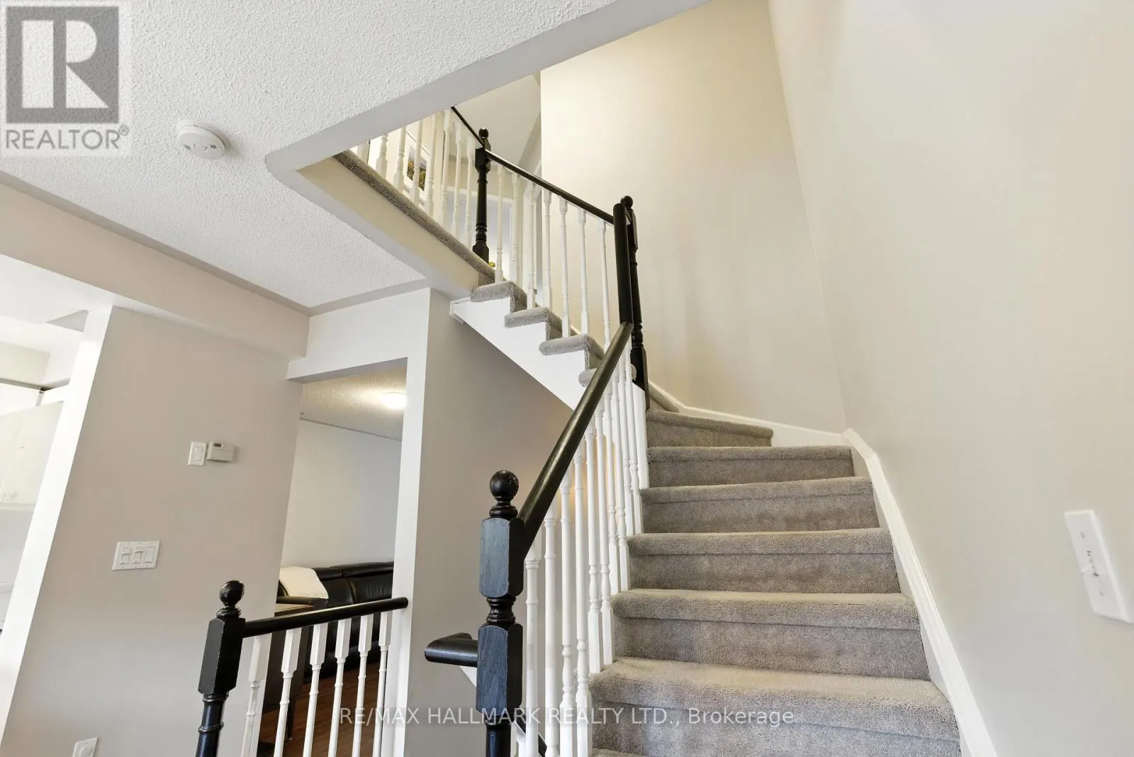 568 LEGRESLEY LANE