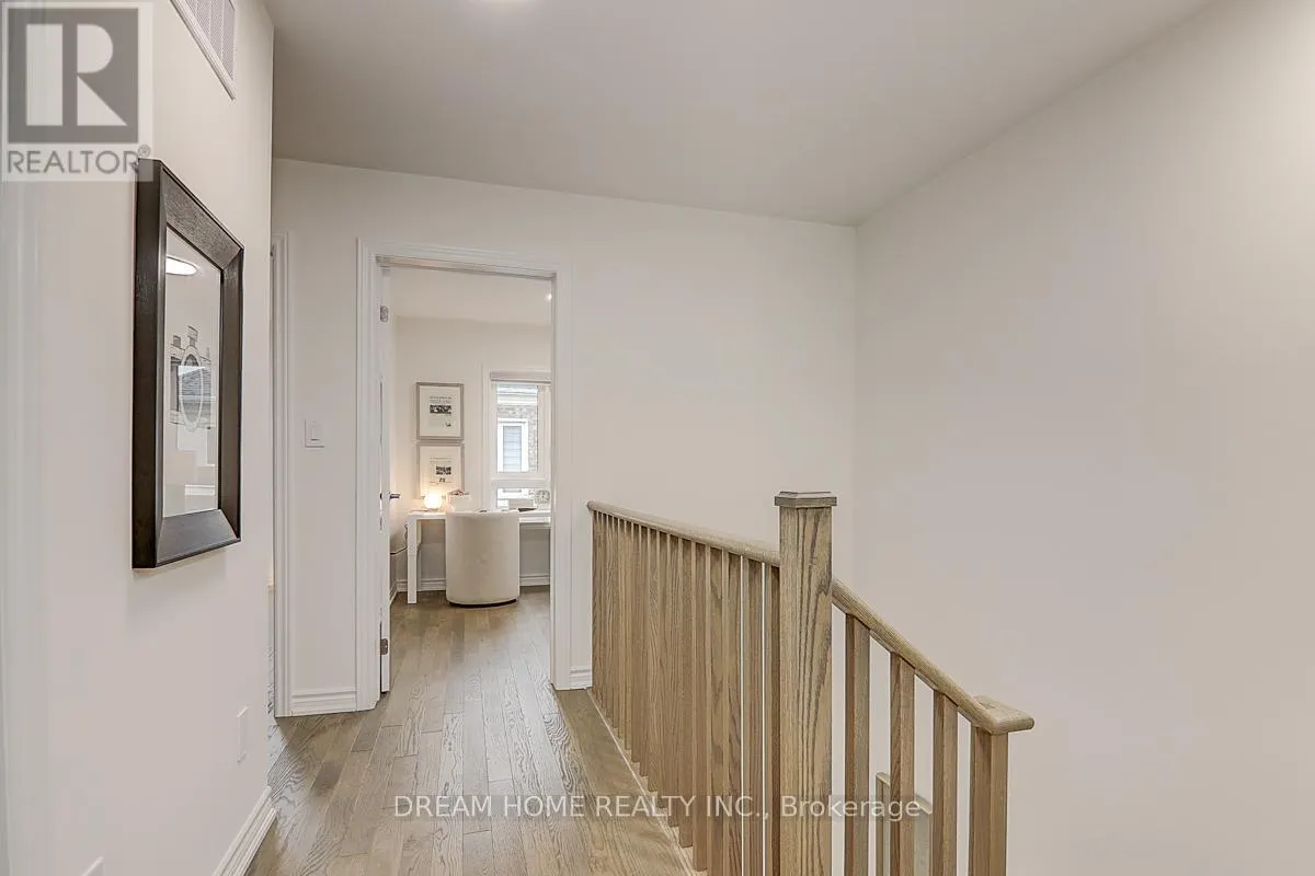 15 CHICAGO LANE