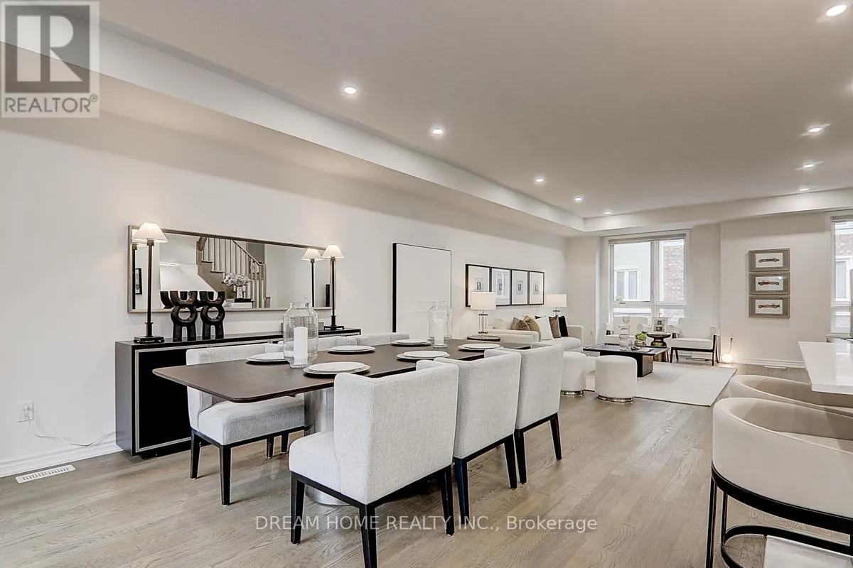 15 CHICAGO LANE