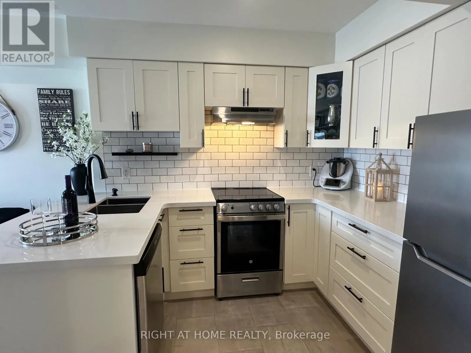 92 - 150 CHANCERY ROAD