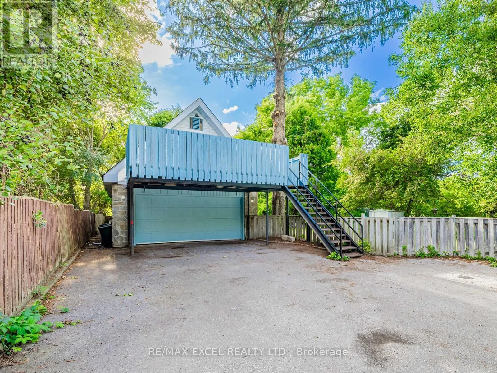 58 HOWARD ROAD