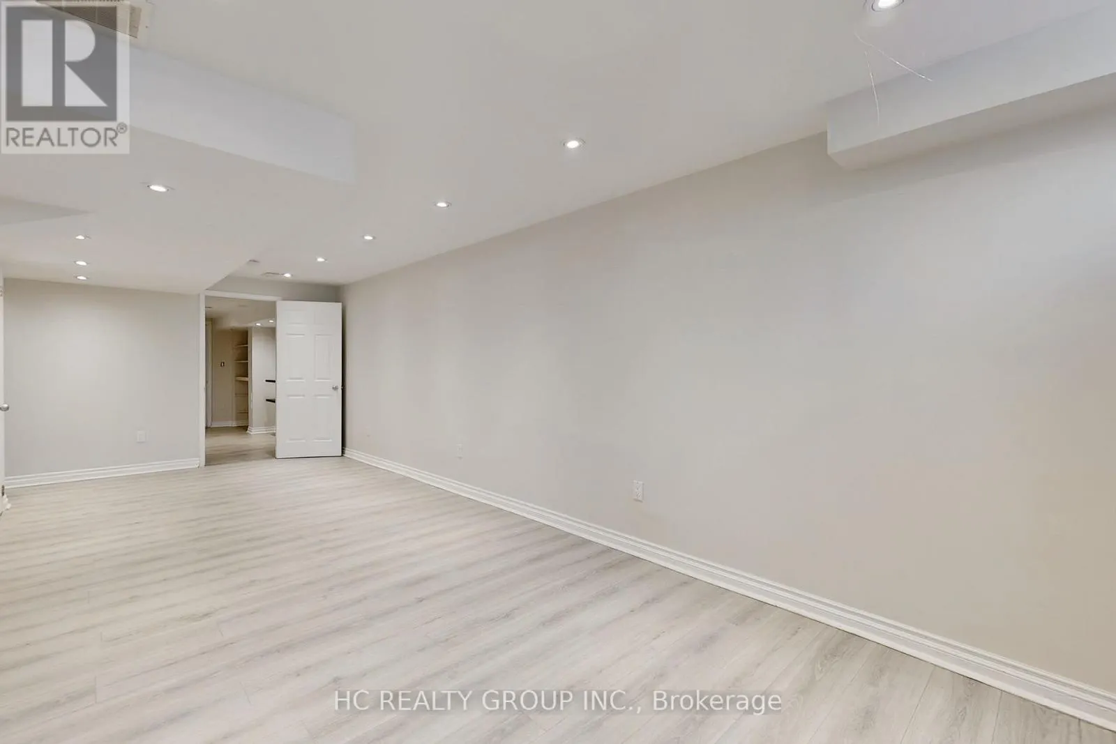 78 AUTUMN HILL BOULEVARD