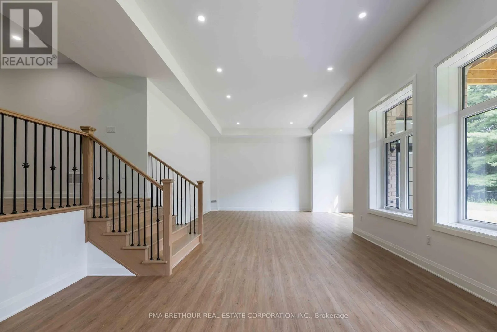 43 BUSH RIDGE AVENUE