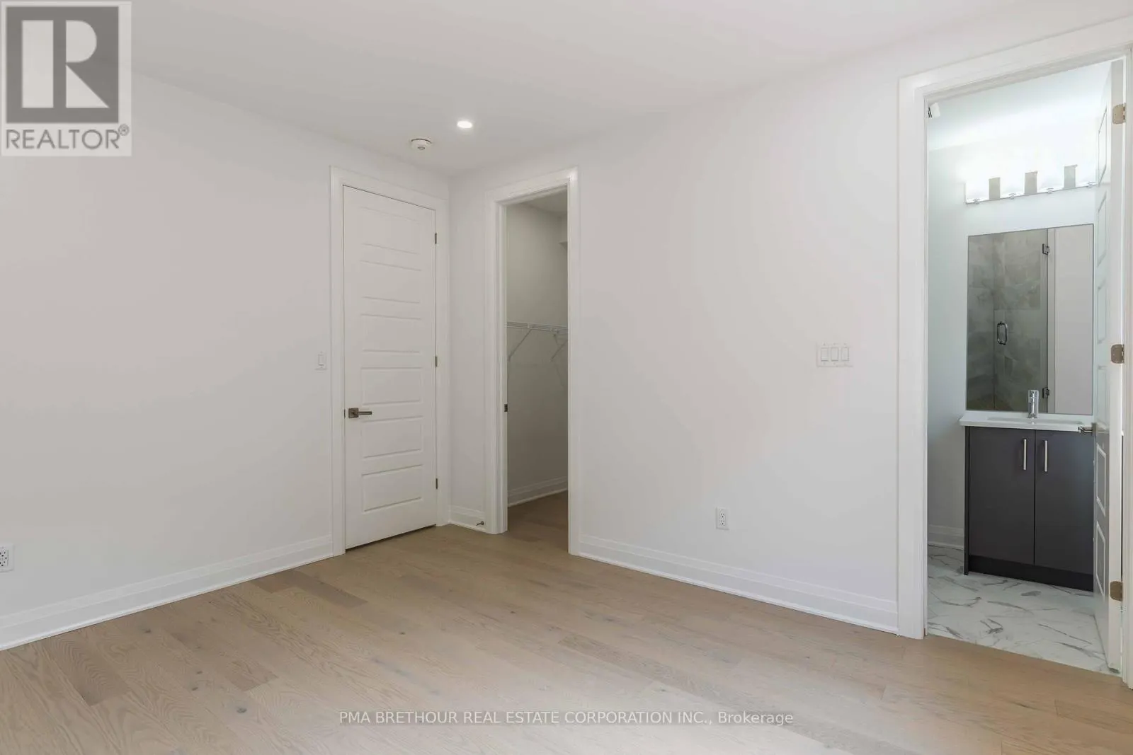 43 BUSH RIDGE AVENUE