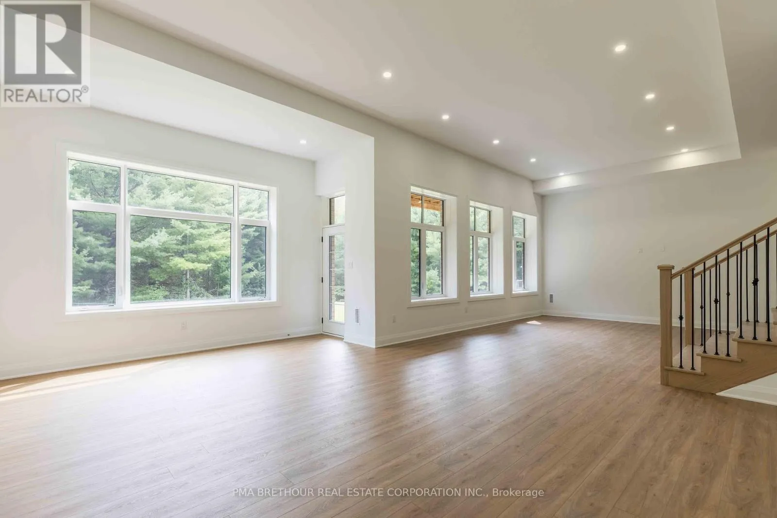 43 BUSH RIDGE AVENUE