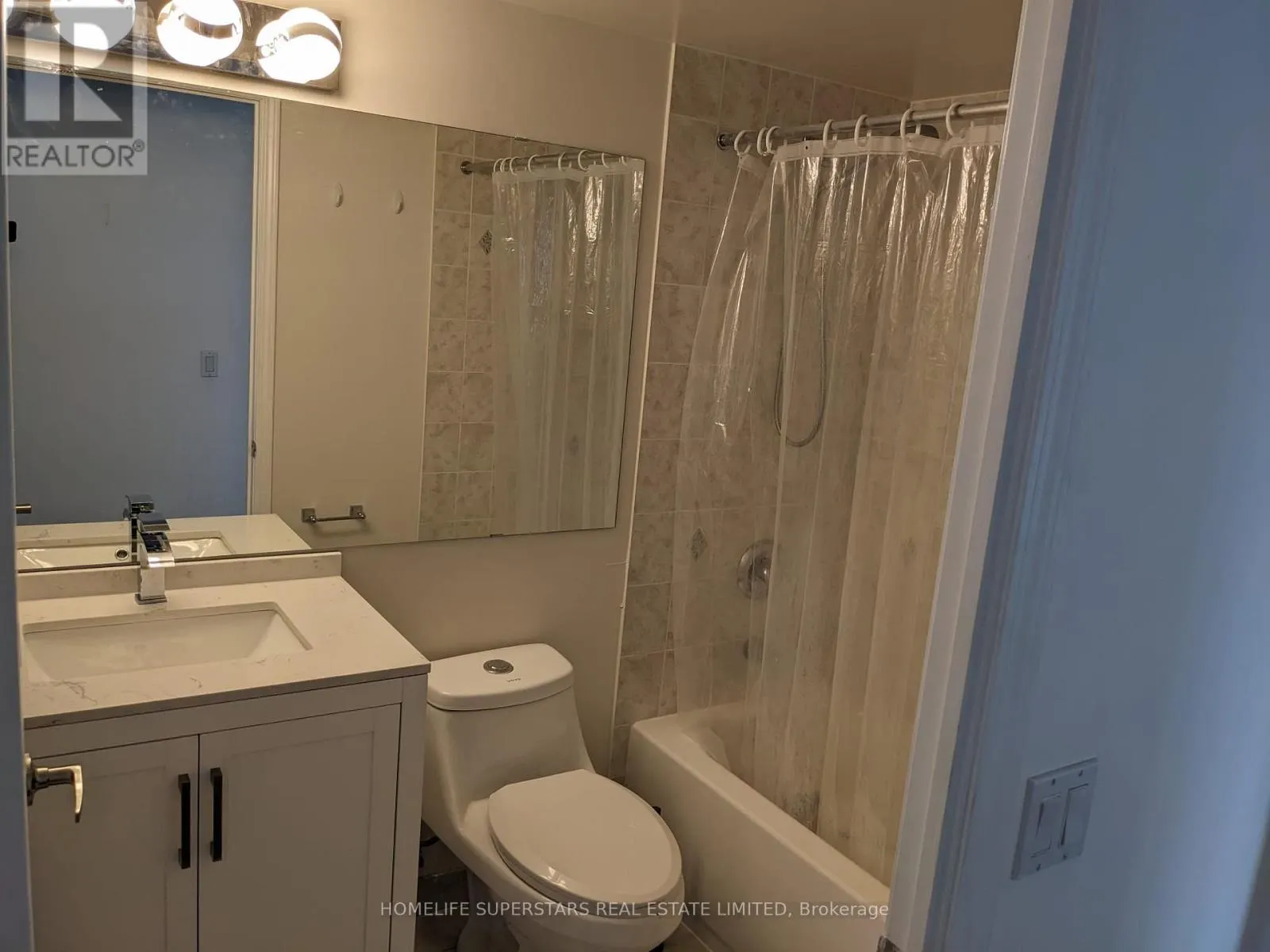 LPH10 - 330 RED MAPLE ROAD