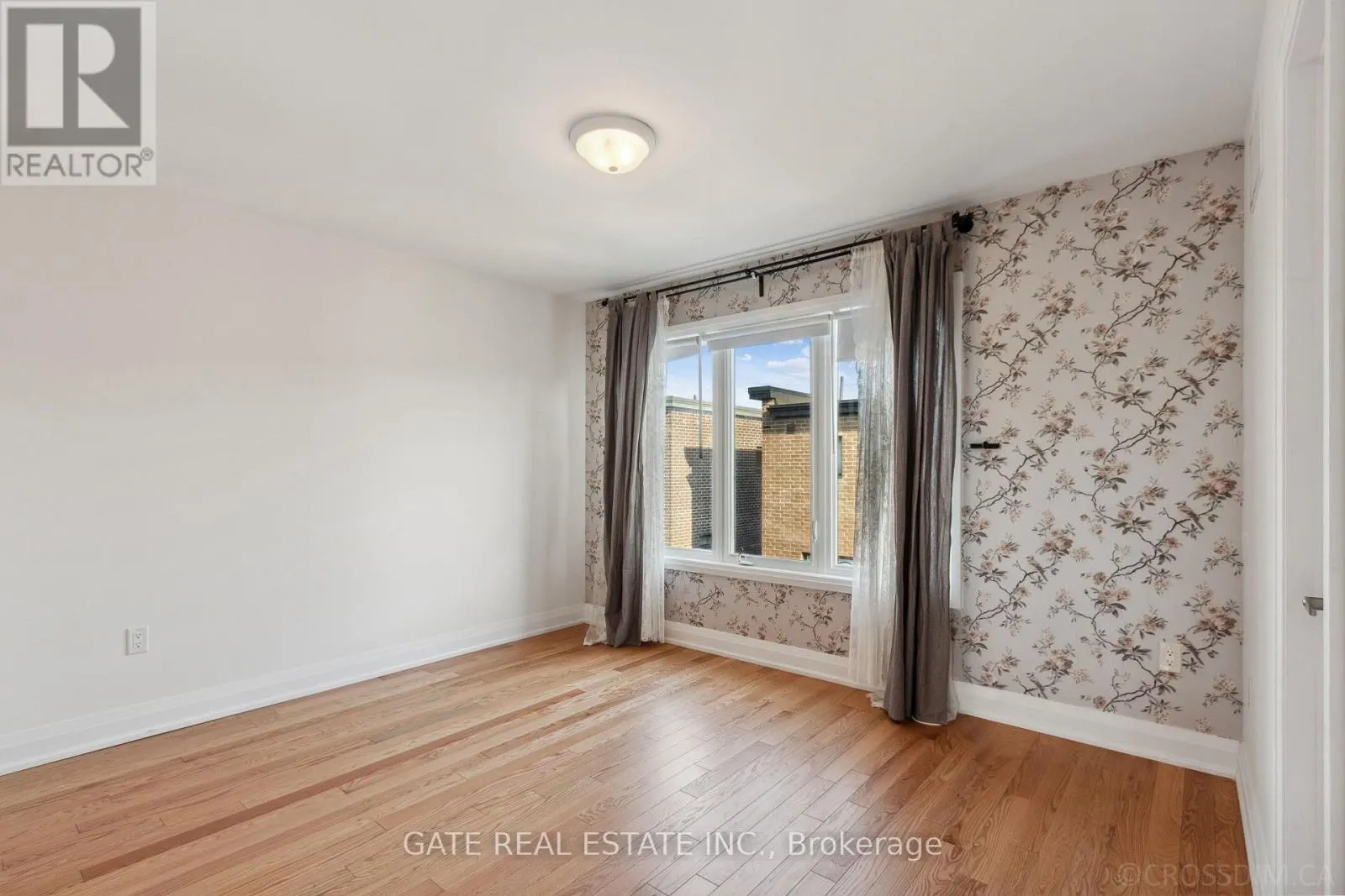 27 MONEYPENNY PLACE