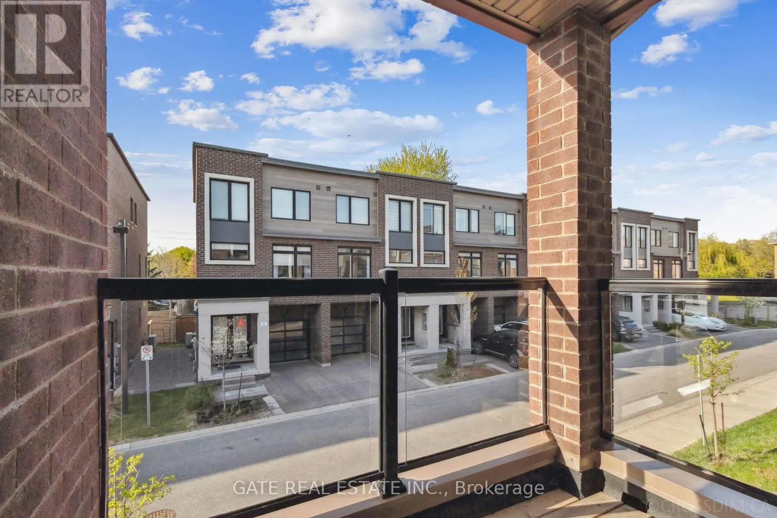 27 MONEYPENNY PLACE