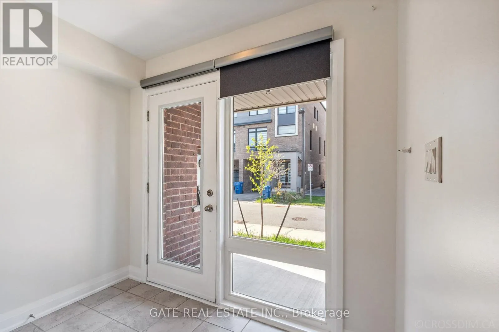 27 MONEYPENNY PLACE