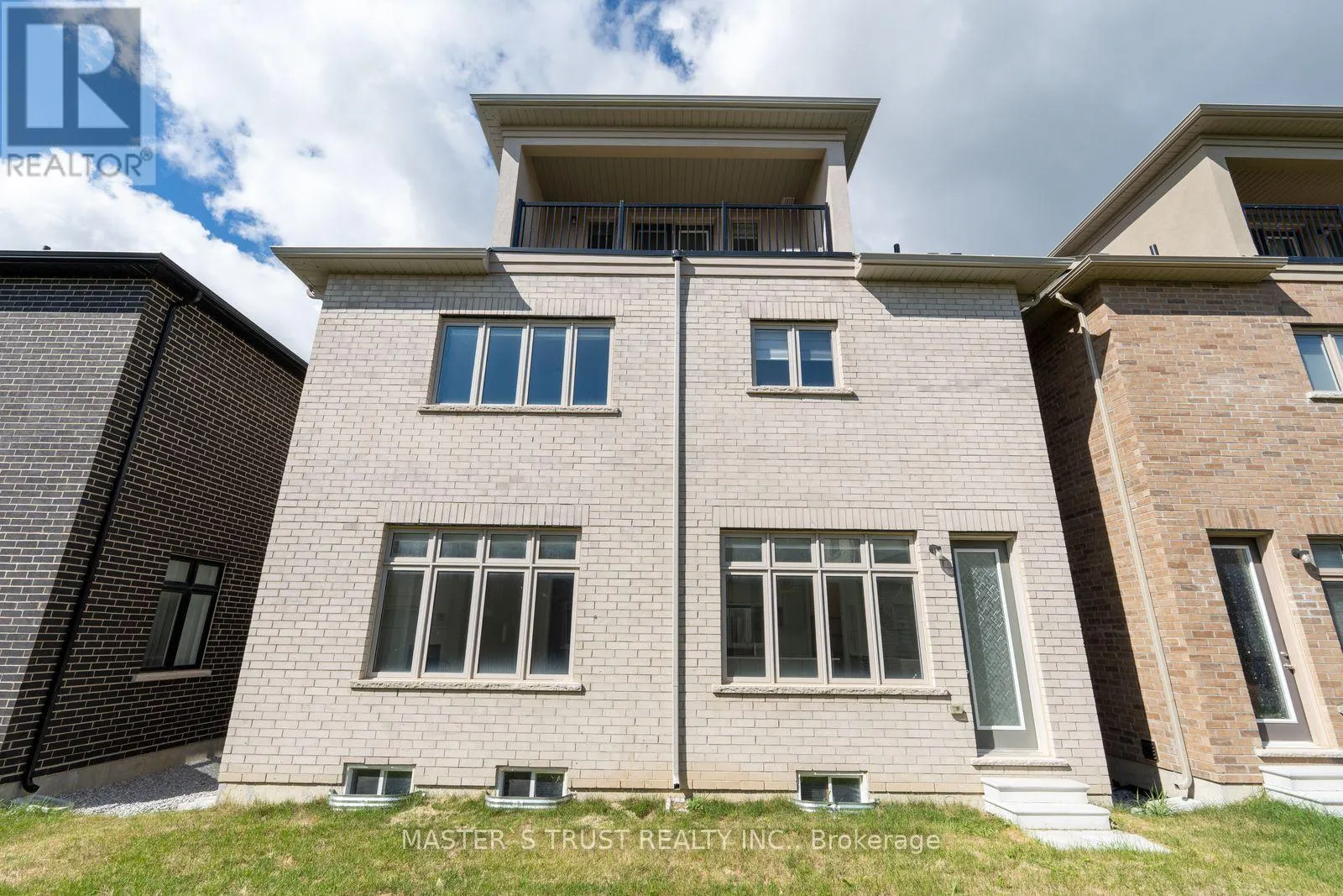 7 FAUCHARD STREET