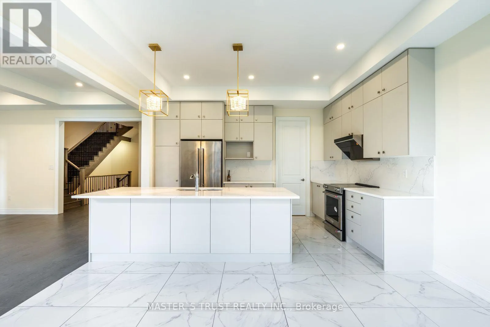 7 FAUCHARD STREET