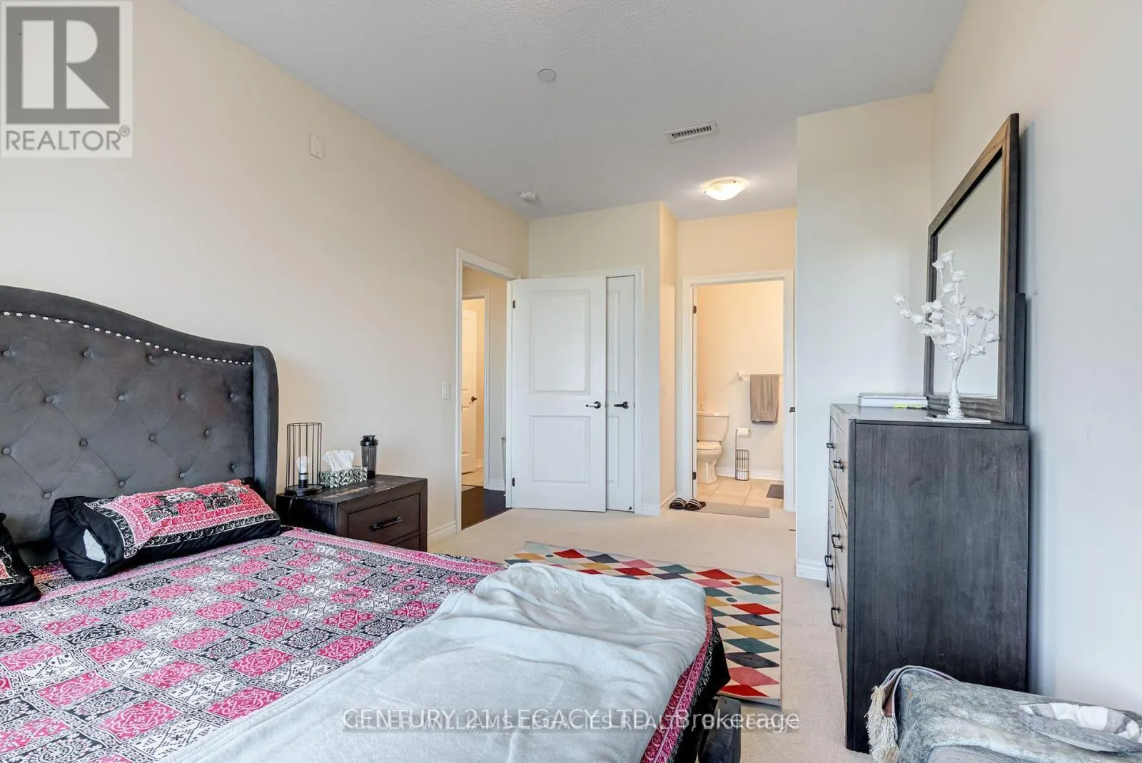 518 - 7325 MARKHAM ROAD