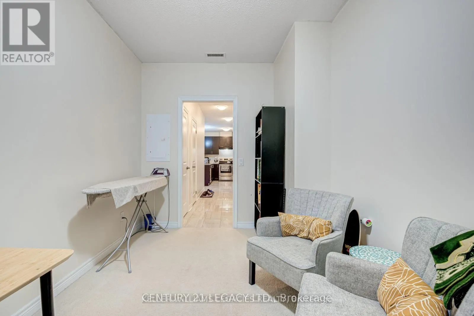 518 - 7325 MARKHAM ROAD