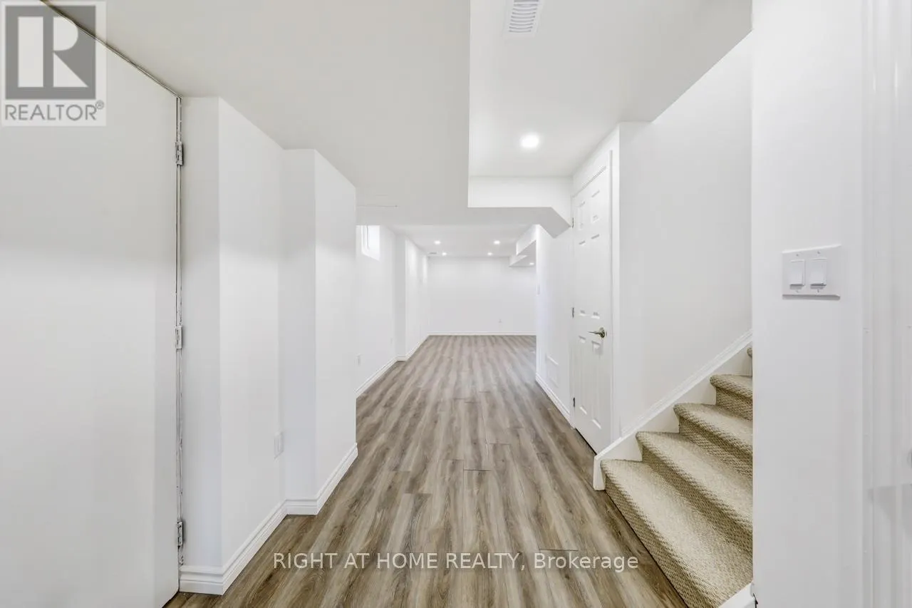 108 KING WILLIAM CRESCENT