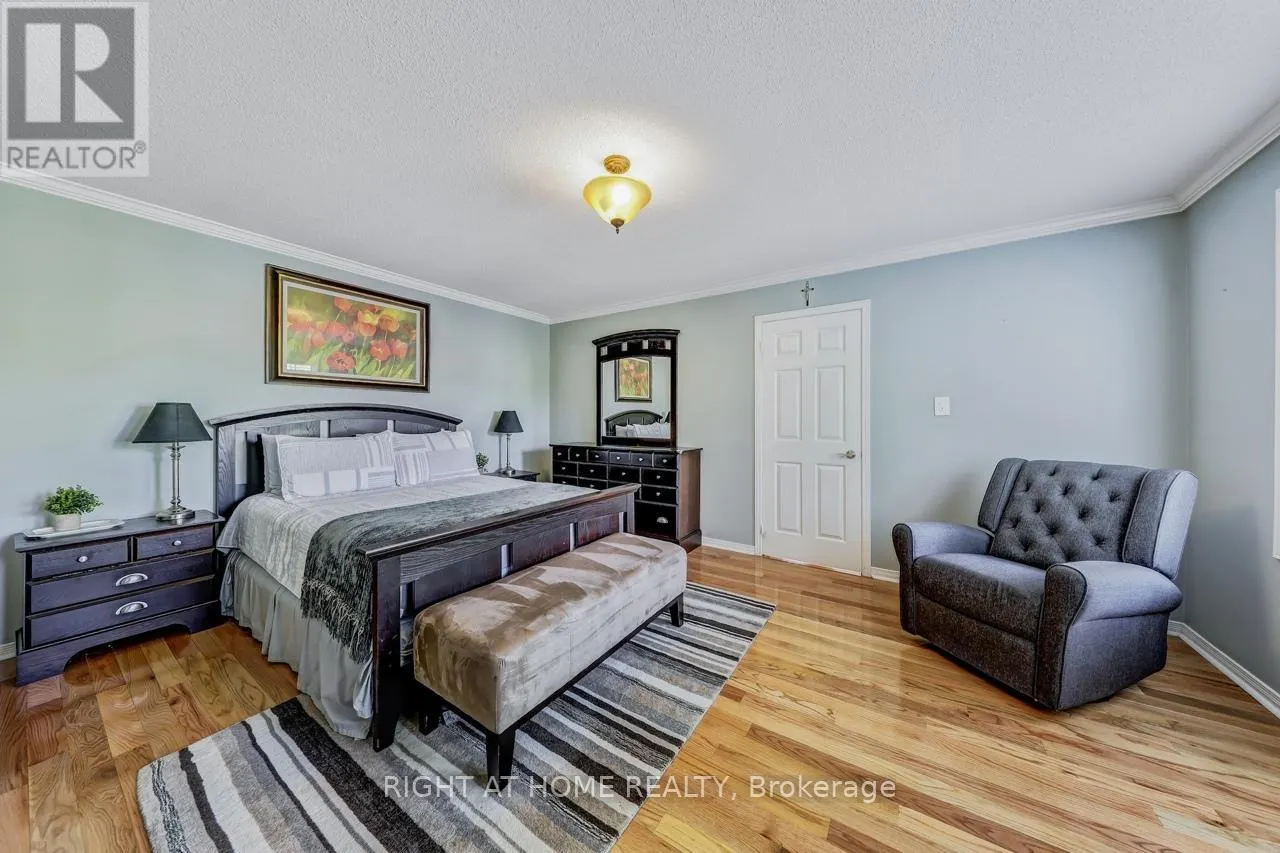 108 KING WILLIAM CRESCENT